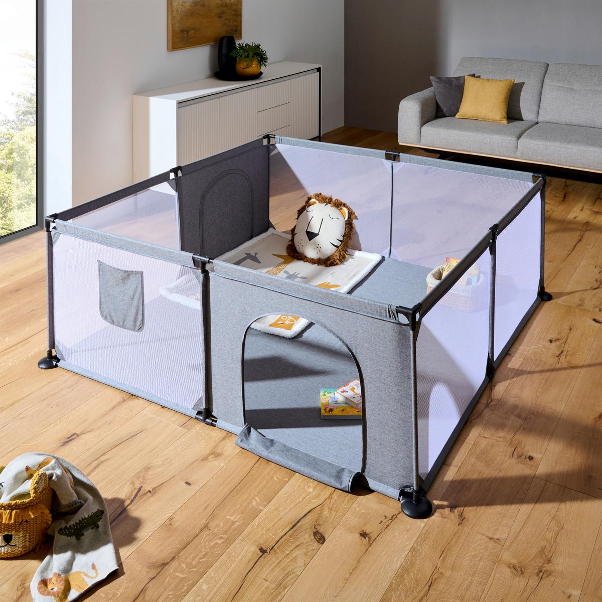 KOJEC NA KÓŁKACH BASIC - czarny/ciemnoszary, Basics, tworzywo sztuczne/metal (184/184/66cm) - My Baby Lou