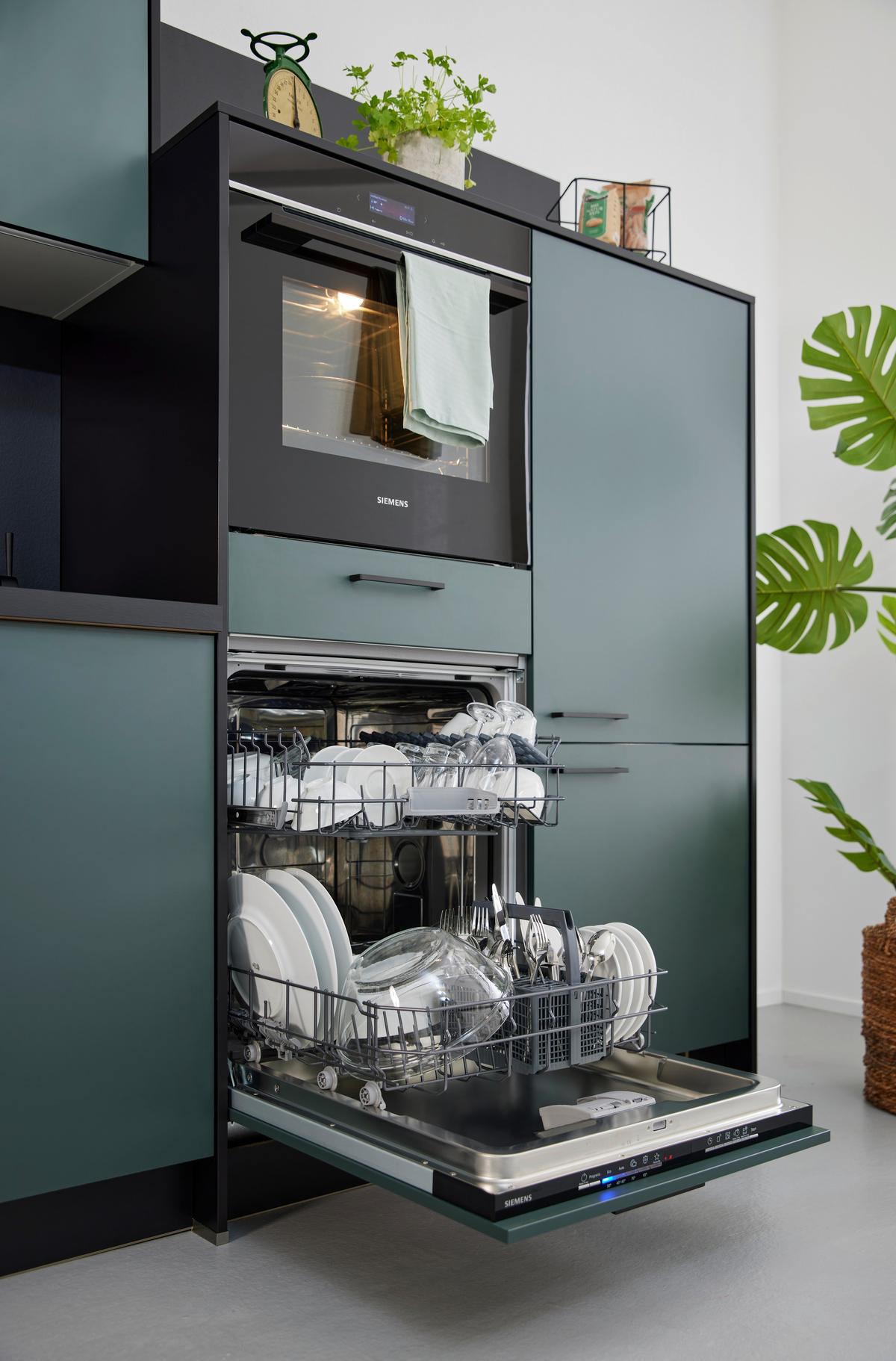 Beépíthető Konyha Clean - fekete/sötétzöld, Modern, faalapú anyag/fém (305cm) - Express-Kuechen