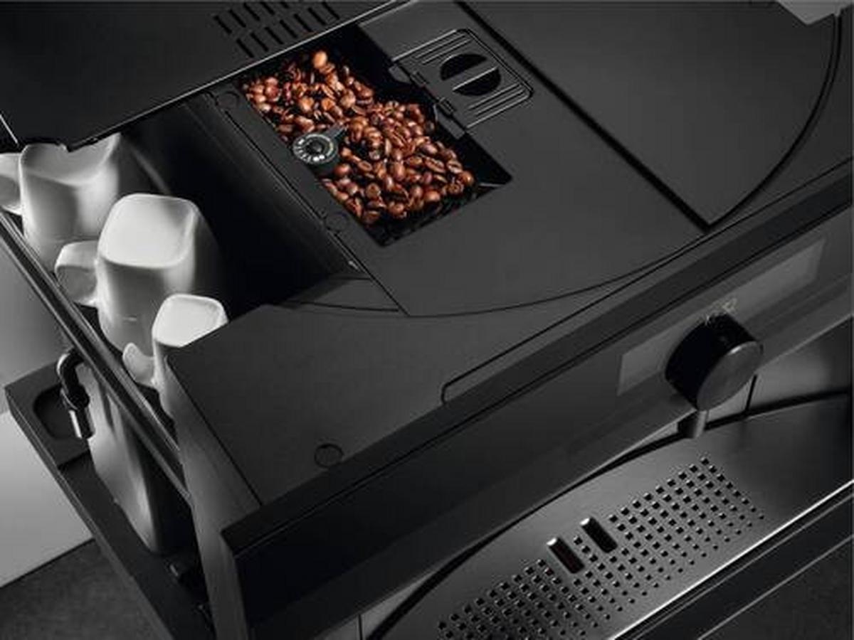 Kaffeevollautomat CK7100T Schwarz - Schwarz, MODERN (59,5/45,6/45cm) - AEG
