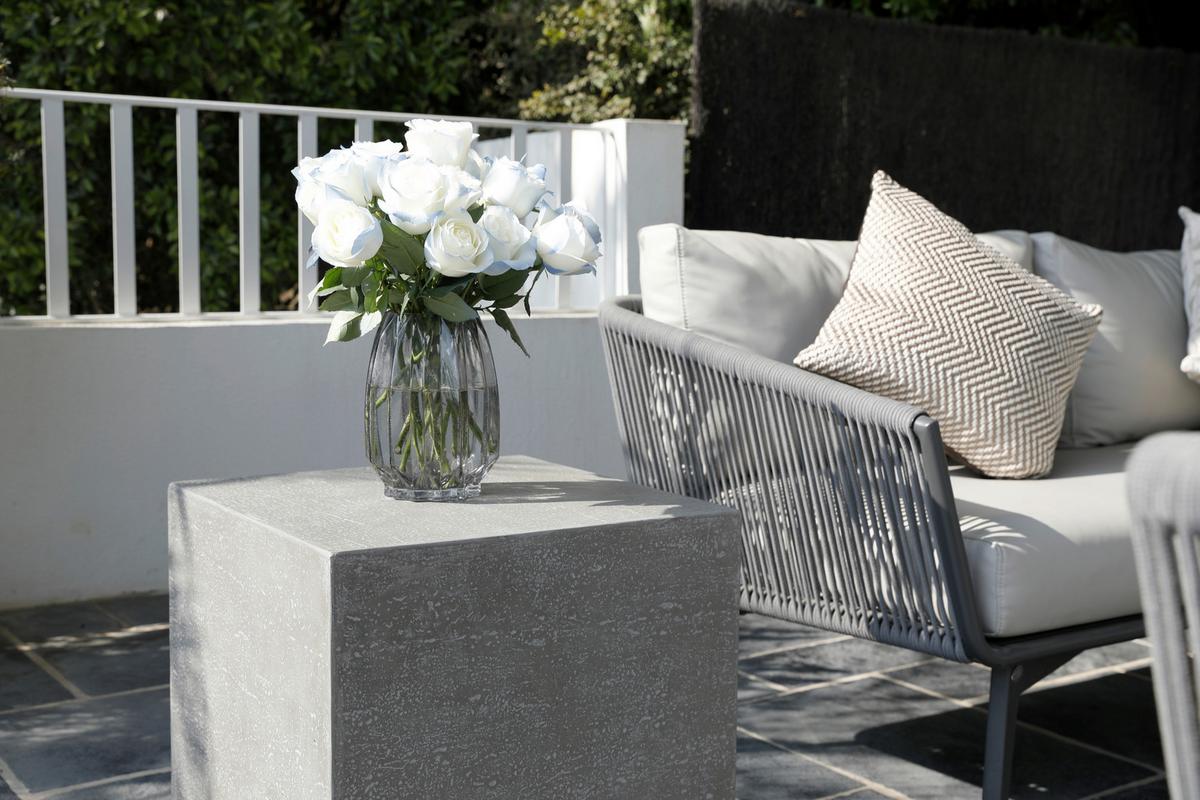 Loungetisch Tevere Faserbeton Hellgrau - Hellgrau, KONVENTIONELL, Stein (45/45/50.8cm) - Gardenson