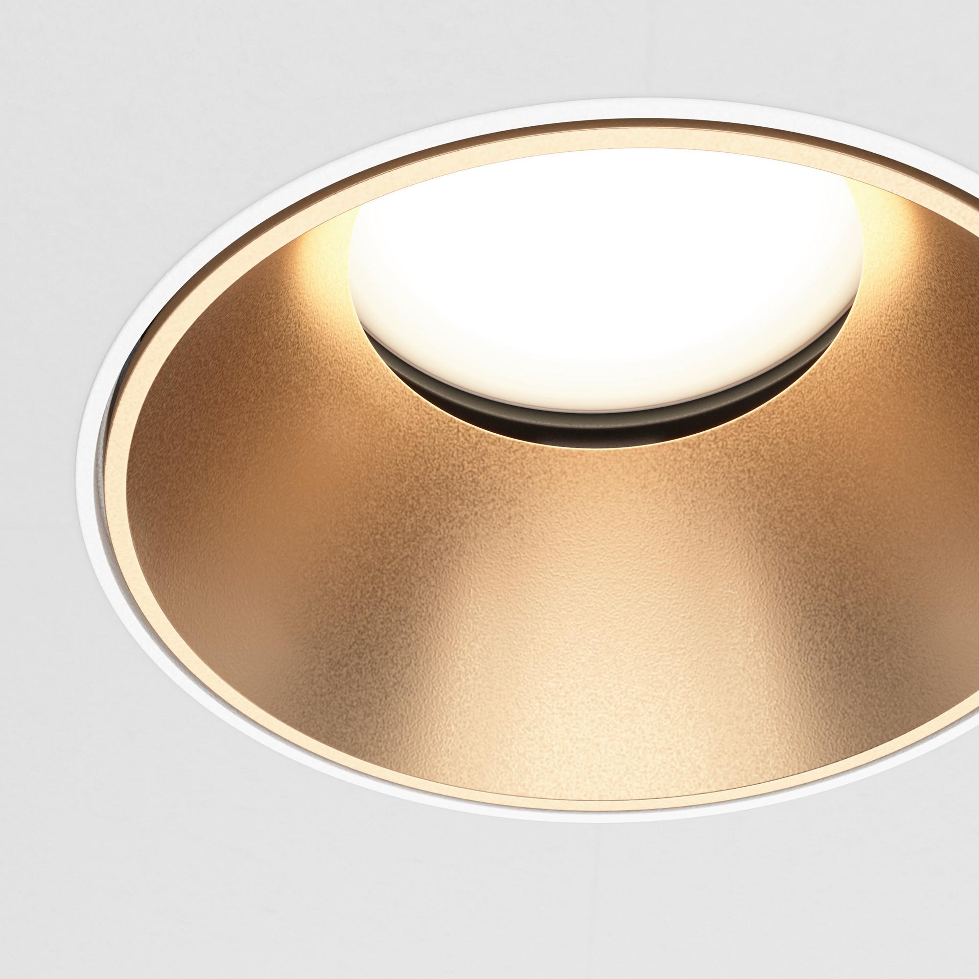 DECKENLEUCHTE SHARE - Weiss/Goldfarben, Trend, Metall (10.2/10,2/3,7cm) - MAYTONI
