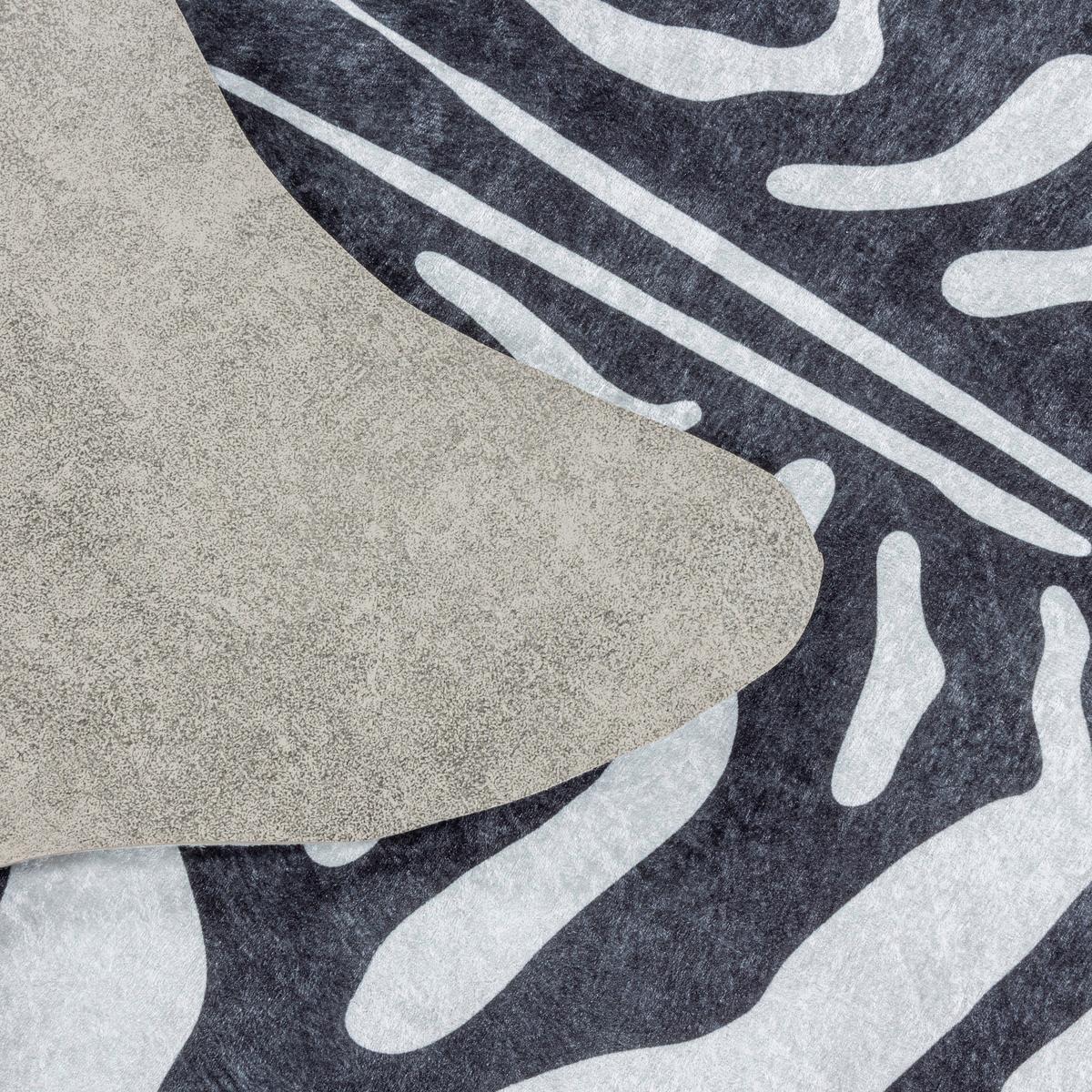 Preproga Etosha, 100x135cm, Črna, Bela - črna/bela, Design, tekstil (100/135cm) - Novel