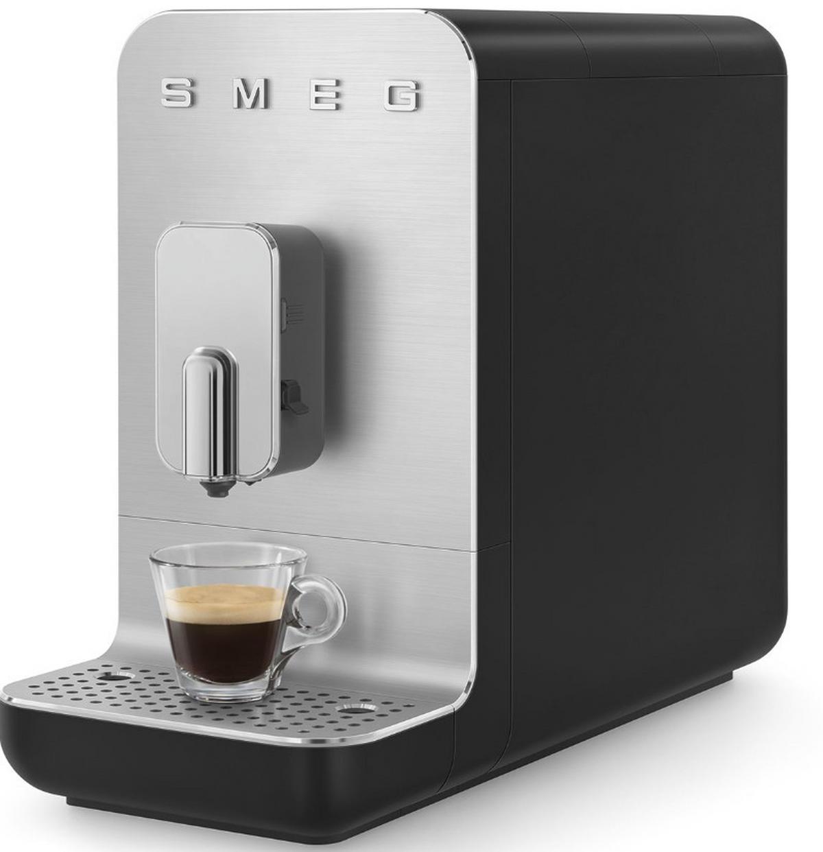 AUTOMATYCZNY EKSPRES DO KAWY BCC13BLMEU SMEG - kolor srebrny/czarny, Basics, tworzywo sztuczne/metal (18,0/33,6/43,3cm) - SMEG
