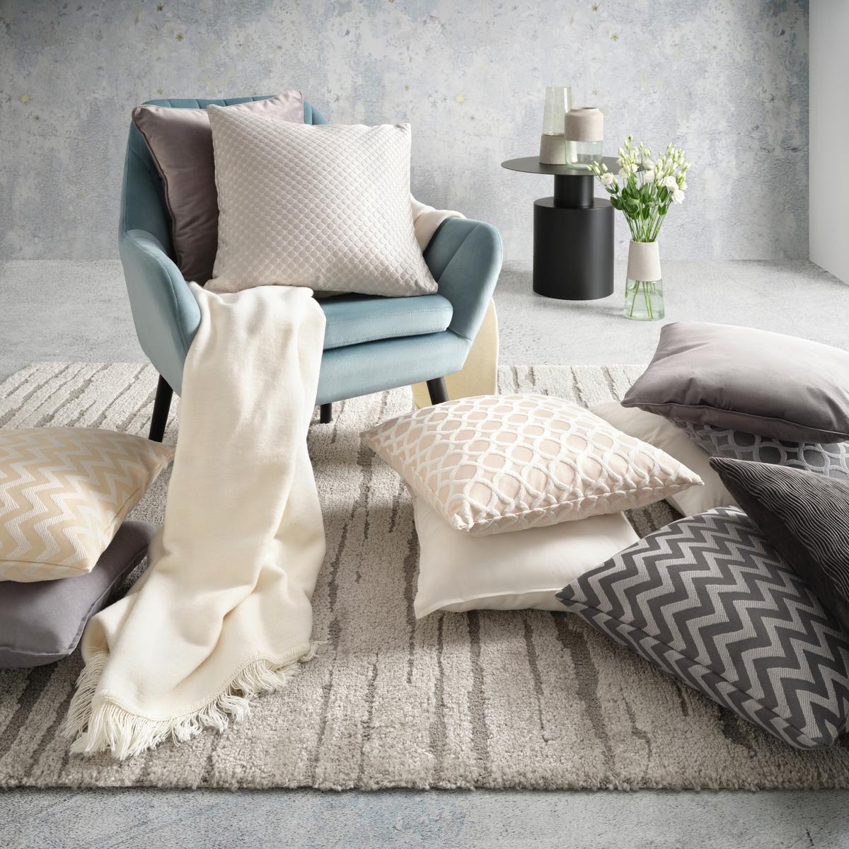 Schaffell Jenny in Grau ca. 90x60cm - Grau, Fell (60/90-105cm) - Modern Living