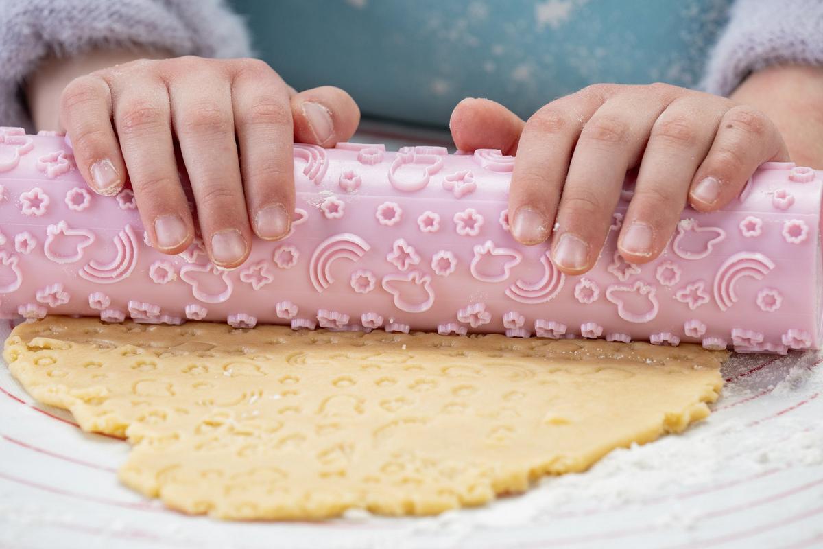 Valjar Z Motivom, Pujsa Pepa - pink, Trend, umetna masa (5/23/5cm) - Dr.Oetker