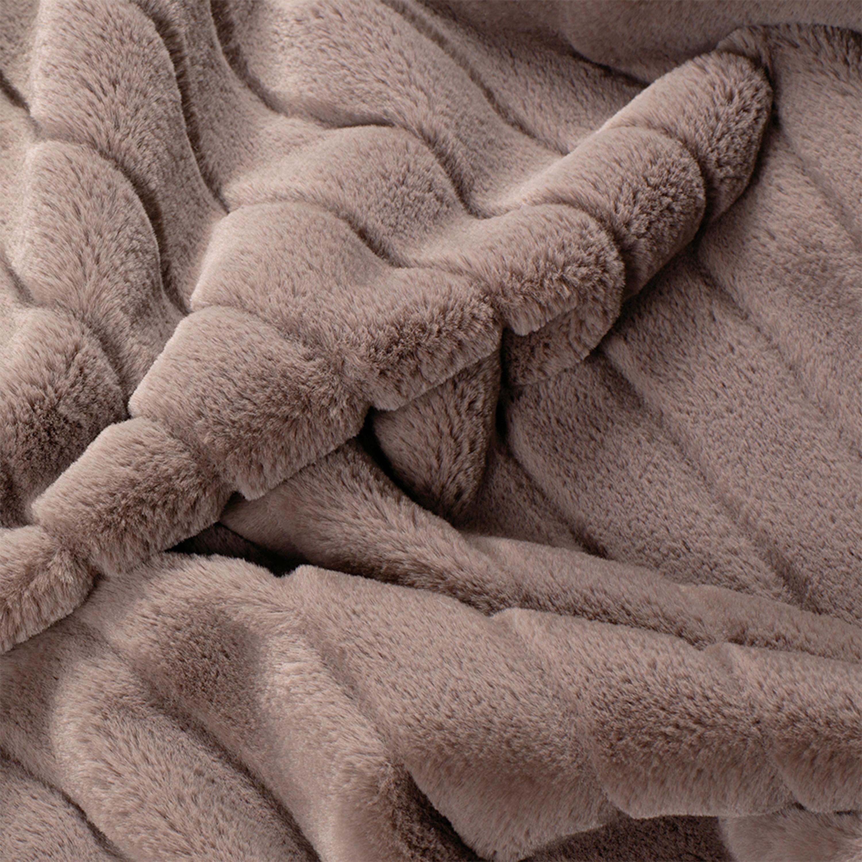 KOC FUTRZANY J-GLAM JOOP! - kolor bagienny/fango, Basics, tkanina (130/170cm) - Joop!