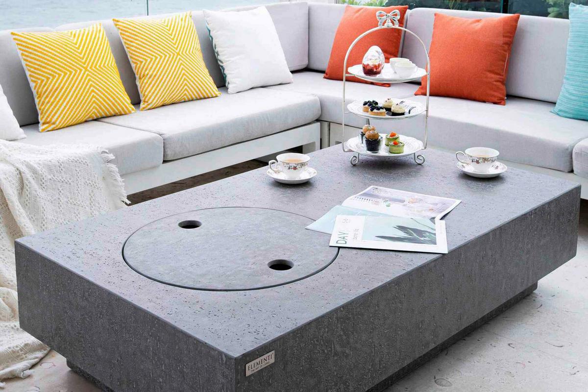 Feuerstelle Metropolis Hellgrau - Hellgrau, KONVENTIONELL, Stein/Metall (142.2/81.3/35.6cm) - Gardenson