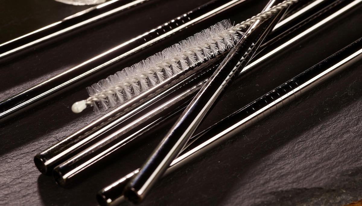 Set Slamic S Krtačko Straw, 6-Delni - črna/visoki sijaj, Basics, kovina (12cm) - Echtwerk