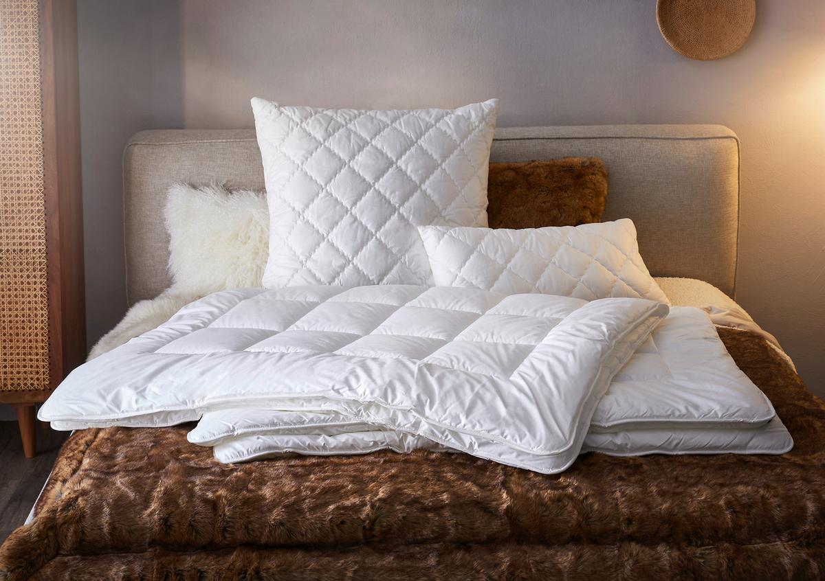 KOŁDRA CAŁOROCZNA ALCANDO UNO - szampanowy, Basics, tkanina (135/200cm) - Billerbeck