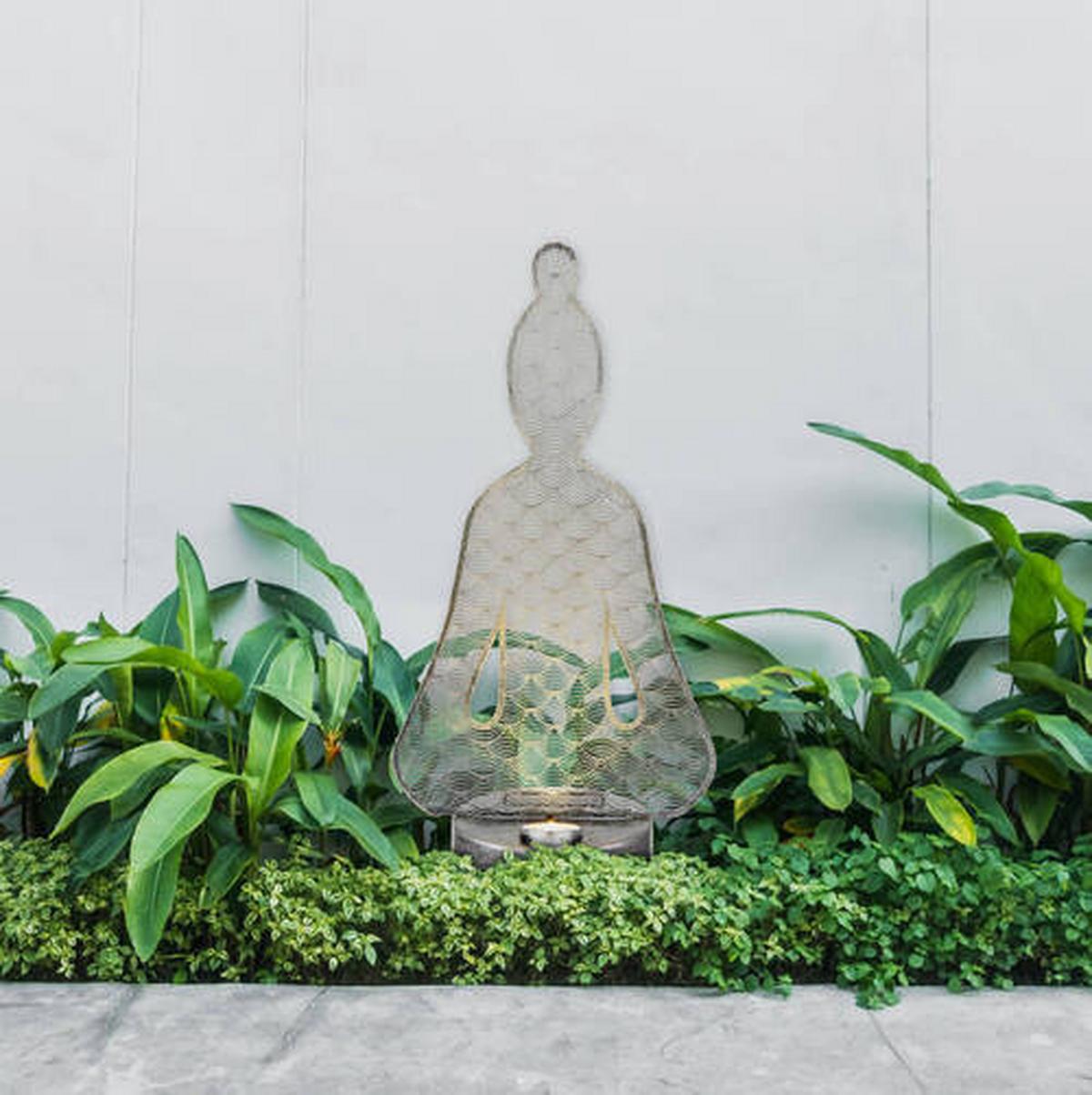 Solarna Svetilka Buddha, S Sijalko - srebrne barve/črna, Design, kovina/umetna masa (19/12/36cm) - Globo