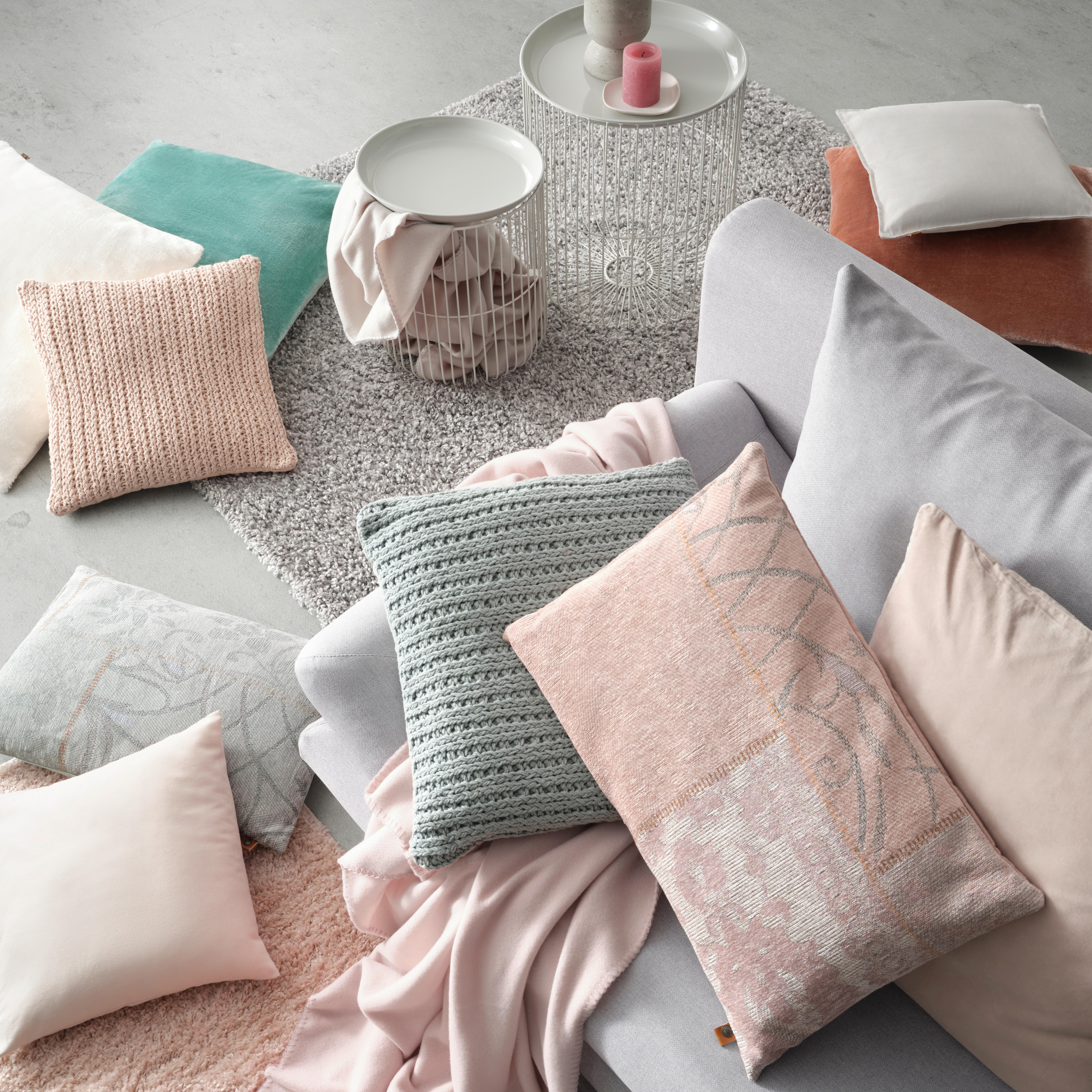 Okrasna Blazina Esra - roza, Moderno, tekstil (45/45cm) - Bessagi Home