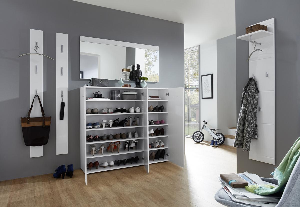 SZAFKA NA BUTY ADANA - kolor srebrny/biały, Design, materiał drewnopochodny/tworzywo sztuczne (134/120/36cm) - Carryhome