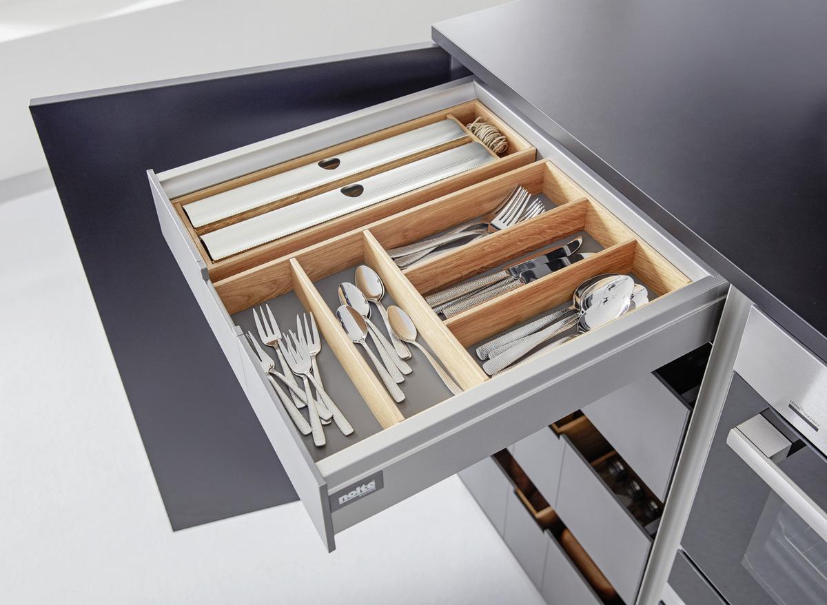 Einbauküche Nolte Plus Schwarz - Schwarz, Holzwerkstoff (249/245cm) - Nolte Küchen