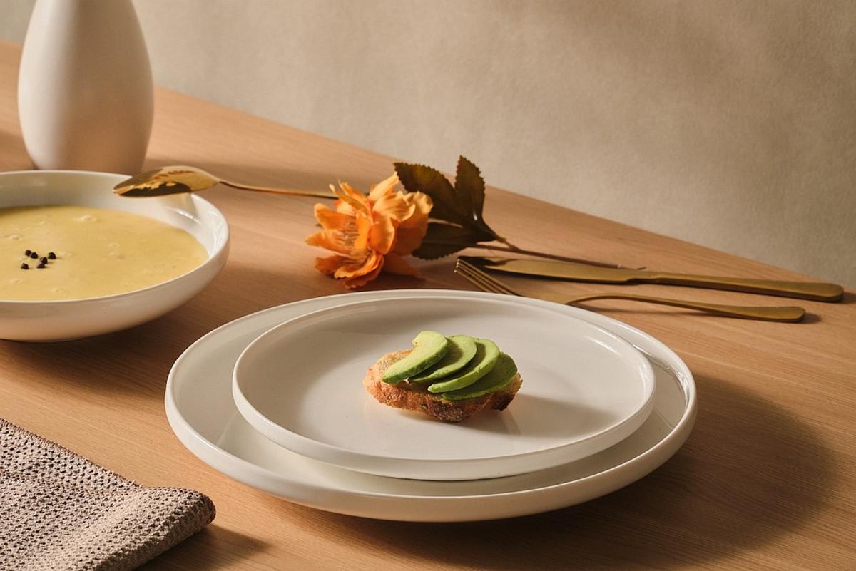 SERWIS OBIADOWO-ŚNIADANIOWY 26245 - biały, Design, ceramika - Novel