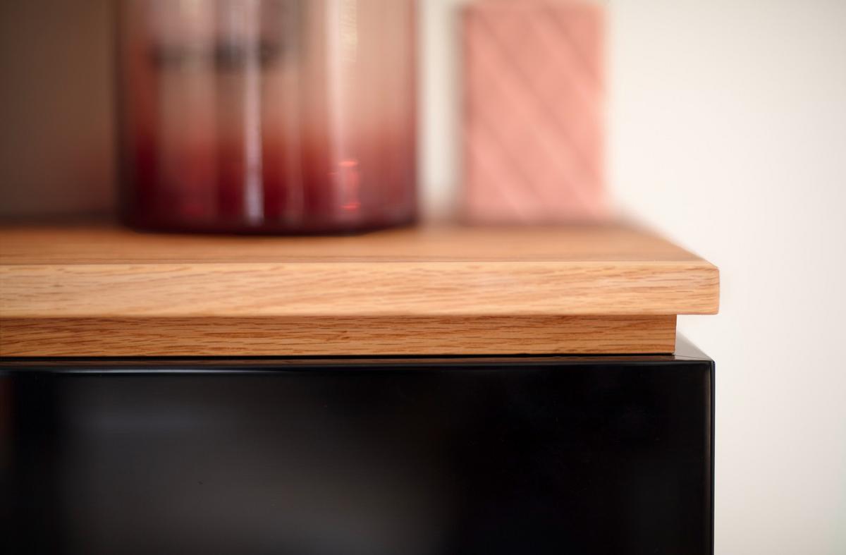 KOMODA WYSOKA CHIARO - kolor dębowy/czarny, Design, materiał drewnopochodny/drewno (102/115/40cm)