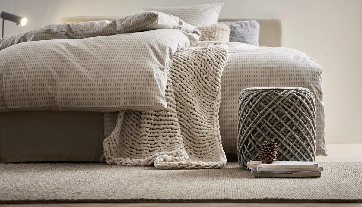 Pouf Pour Royal - Silberfarben, Trend, Textil (40/40cm) - Novel