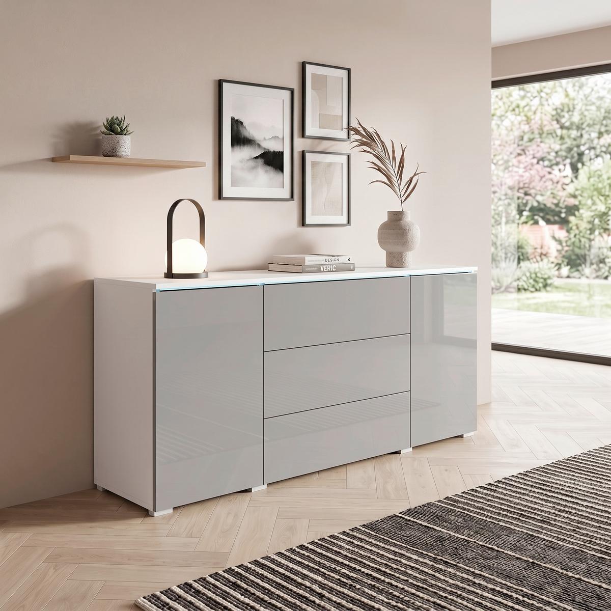 Tálalószekrény Vera 150 - magasfényű szürke/fehér, Trend, műanyag/faalapú anyag (150/67,9/39,5cm) - P & B