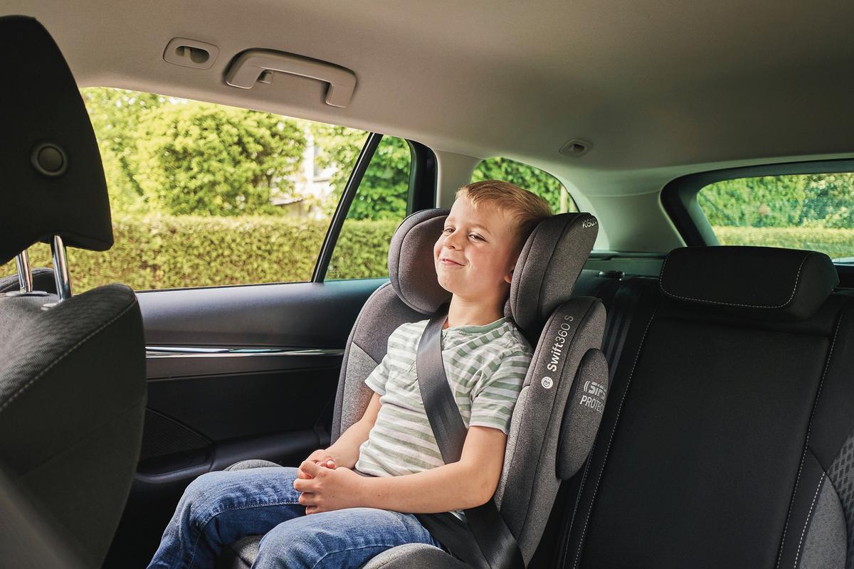 FOTELIK SAMOCHODOWY OBROTOWY SWIFT360S - czarny, Basics, tworzywo sztuczne/tkanina (44/60/50cm) - Osann