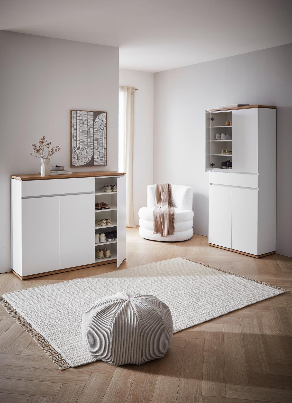 SZAFKA NA BUTY YAMAEL - biały/czarny, Design, materiał drewnopochodny/tworzywo sztuczne (135/112/38cm) - Xora