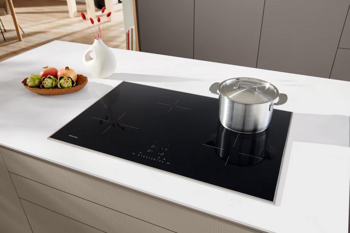 Induktionskochfeld KM7373FRED Schwarz - MODERN (80,6/55/52,6cm) - Miele