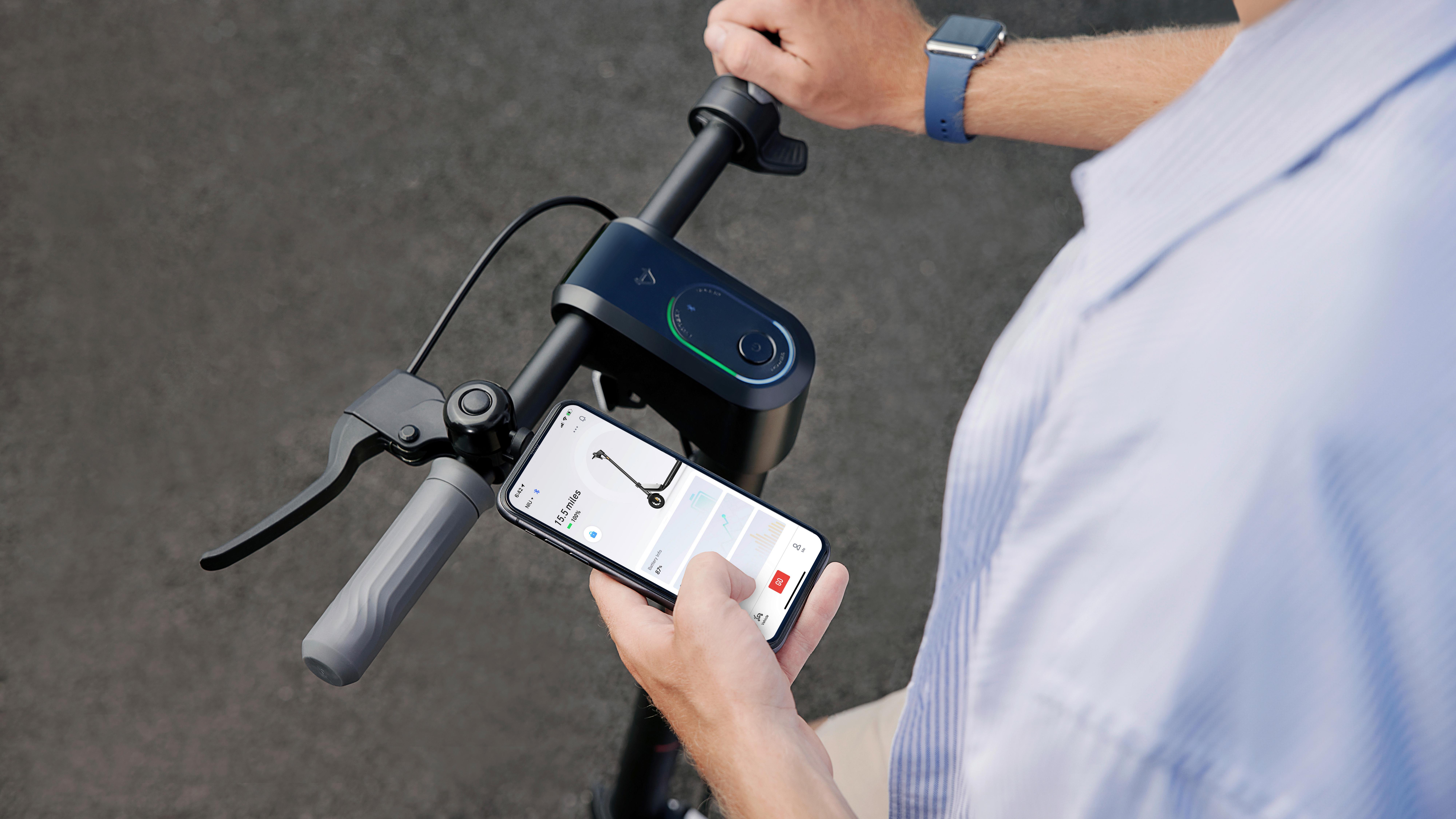 HULAJNOGA ELEKTRYCZNA NIU KQI1 SPORT - czarny, Konventionell, metal (111/52 (13,3)/120,2cm)