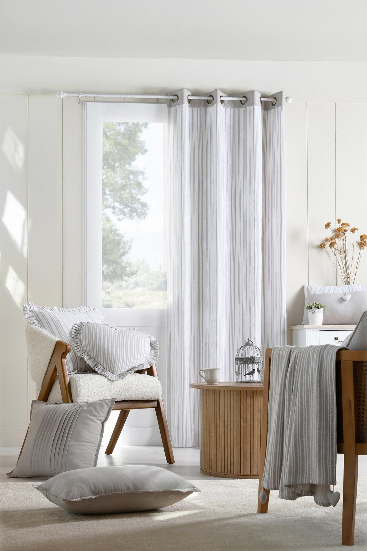 Pernă decorativă Josephine, cca. 50x50cm - Basics, textil (50/50cm)