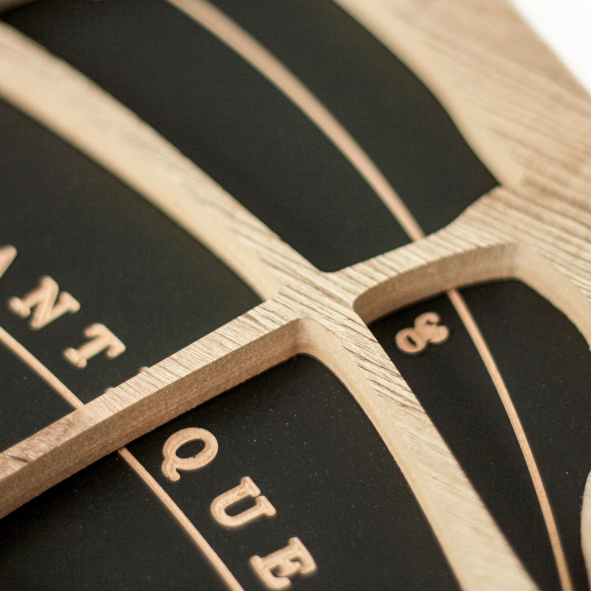 Wanduhr Schwarz/Eichefarben Ø ca. 57cm - Eichefarben/Schwarz, Basics, Holz/Kunststoff (57cm)