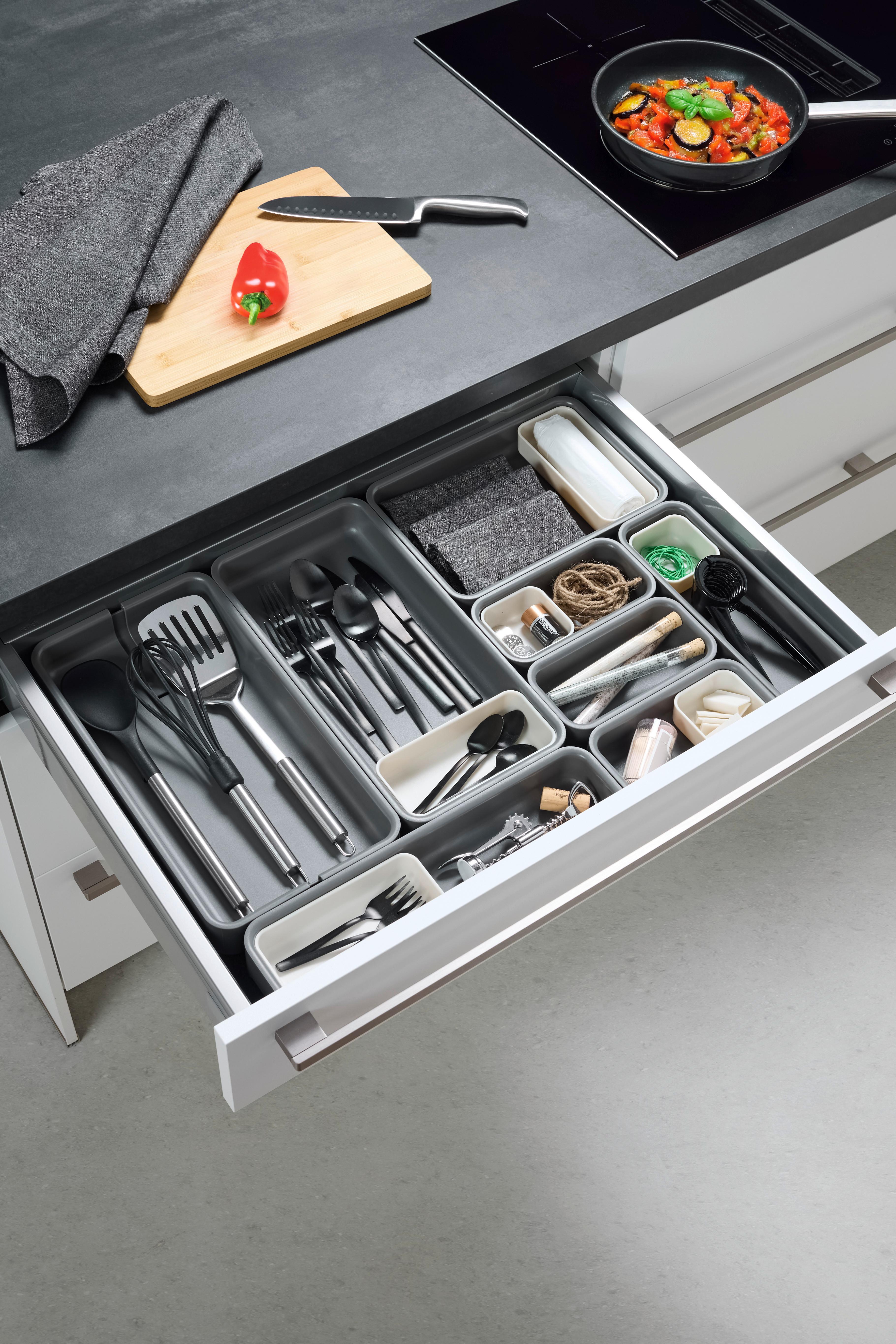 BESTICKLÅDA LIS -EXT- - grå, Modern, plast (38,1/19,1/4,8cm) - Mömax