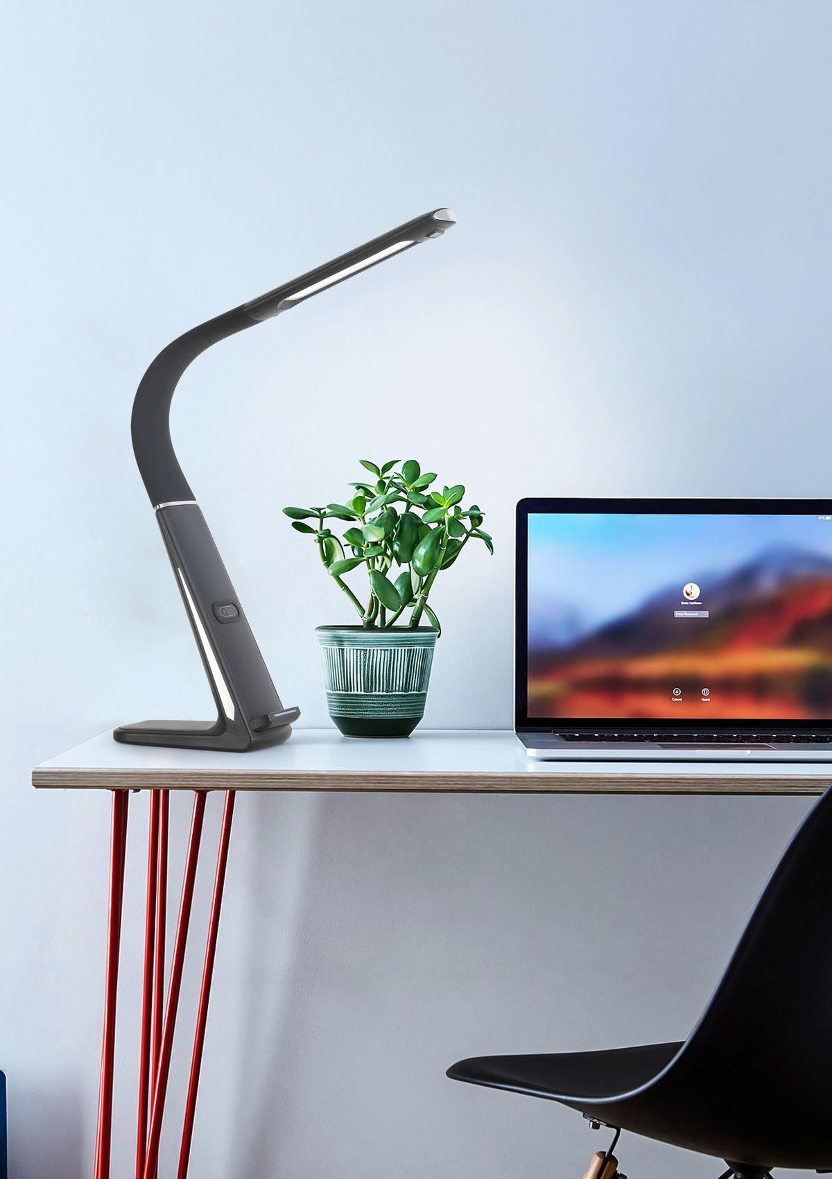 LED-Schreibtischleuchte Joli in Schwarz max. 7 Watt - Schwarz, MODERN, Kunststoff (13/6,5/48cm) - Modern Living