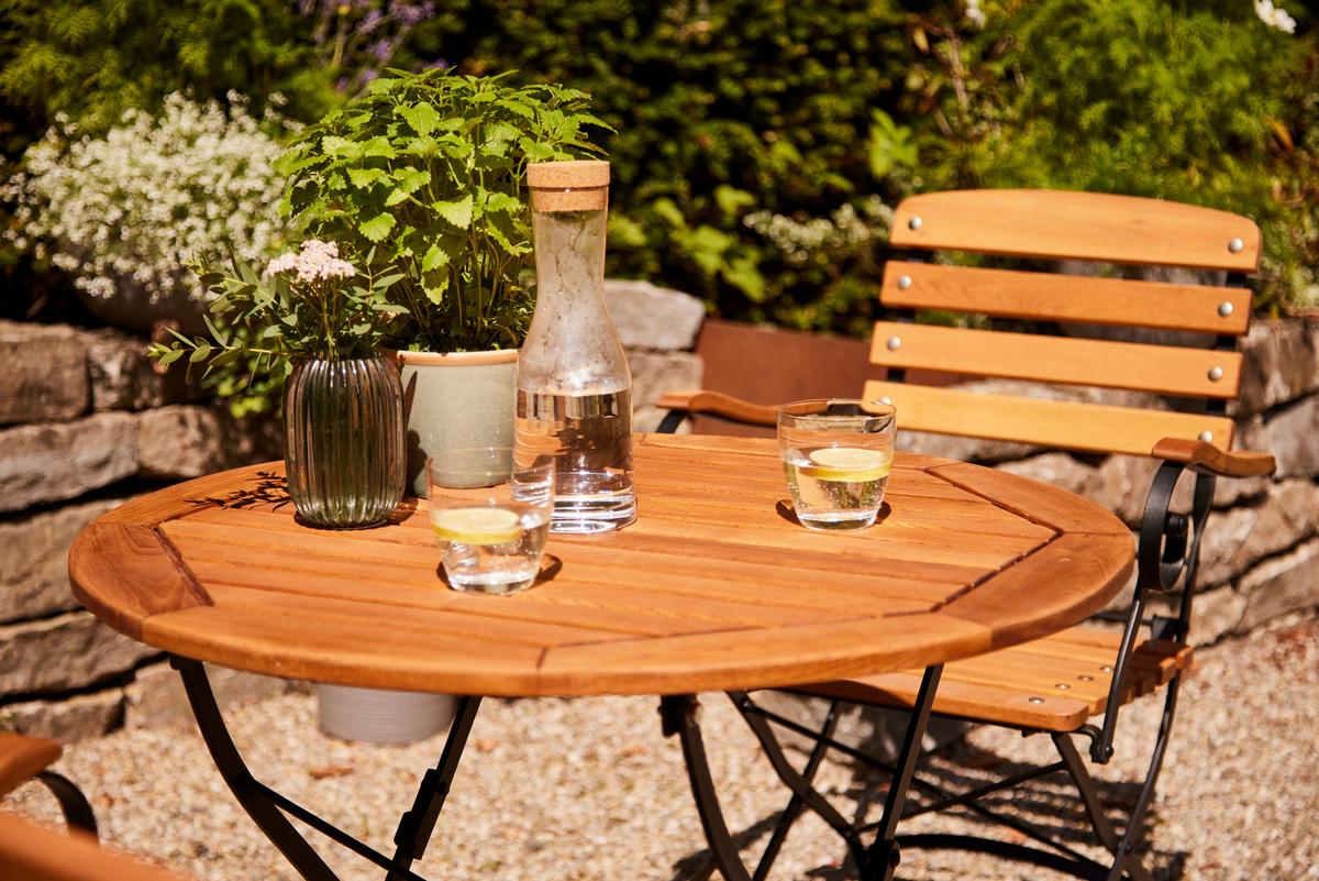 Siena Garden Gartentisch D: ca.85cm Robinie - Robinienfarben/Schwarz, KONVENTIONELL, Holz/Metall (85/85/78cm) - Siena Garden