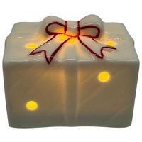 Weihnachtsfigur Gift Rot/Weiß - Rot/Weiß, KONVENTIONELL, Keramik (6,2/4,8/4,7cm) - Mömax