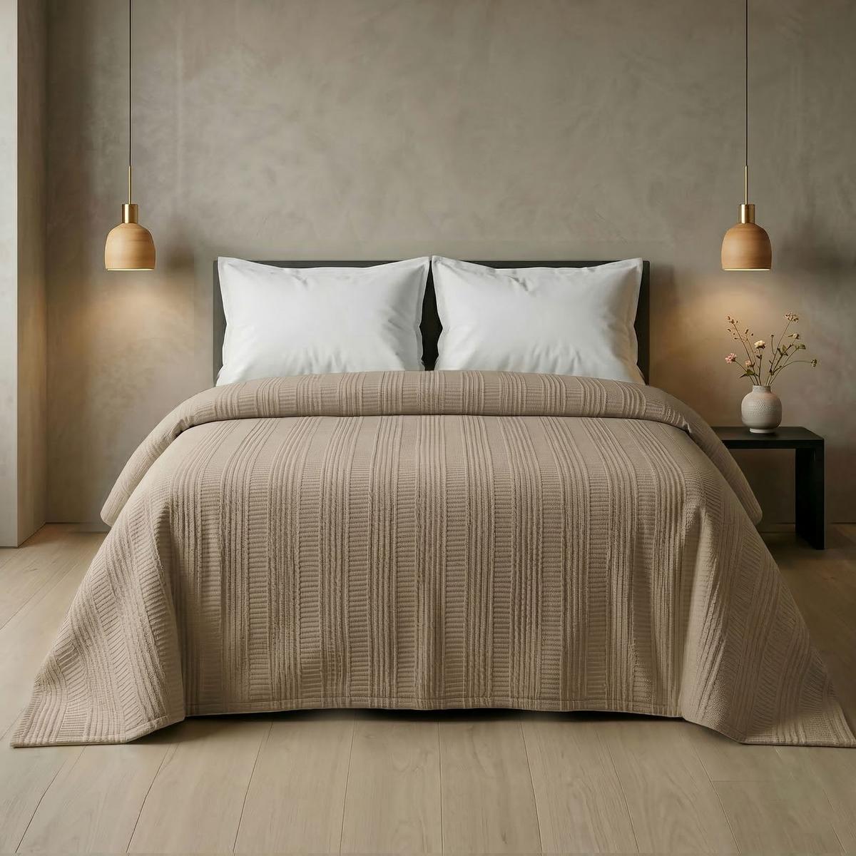 Cuvertură pentru pat Sara, cca. 220/240cm - taupe, textil (220/240cm) - Mömax
