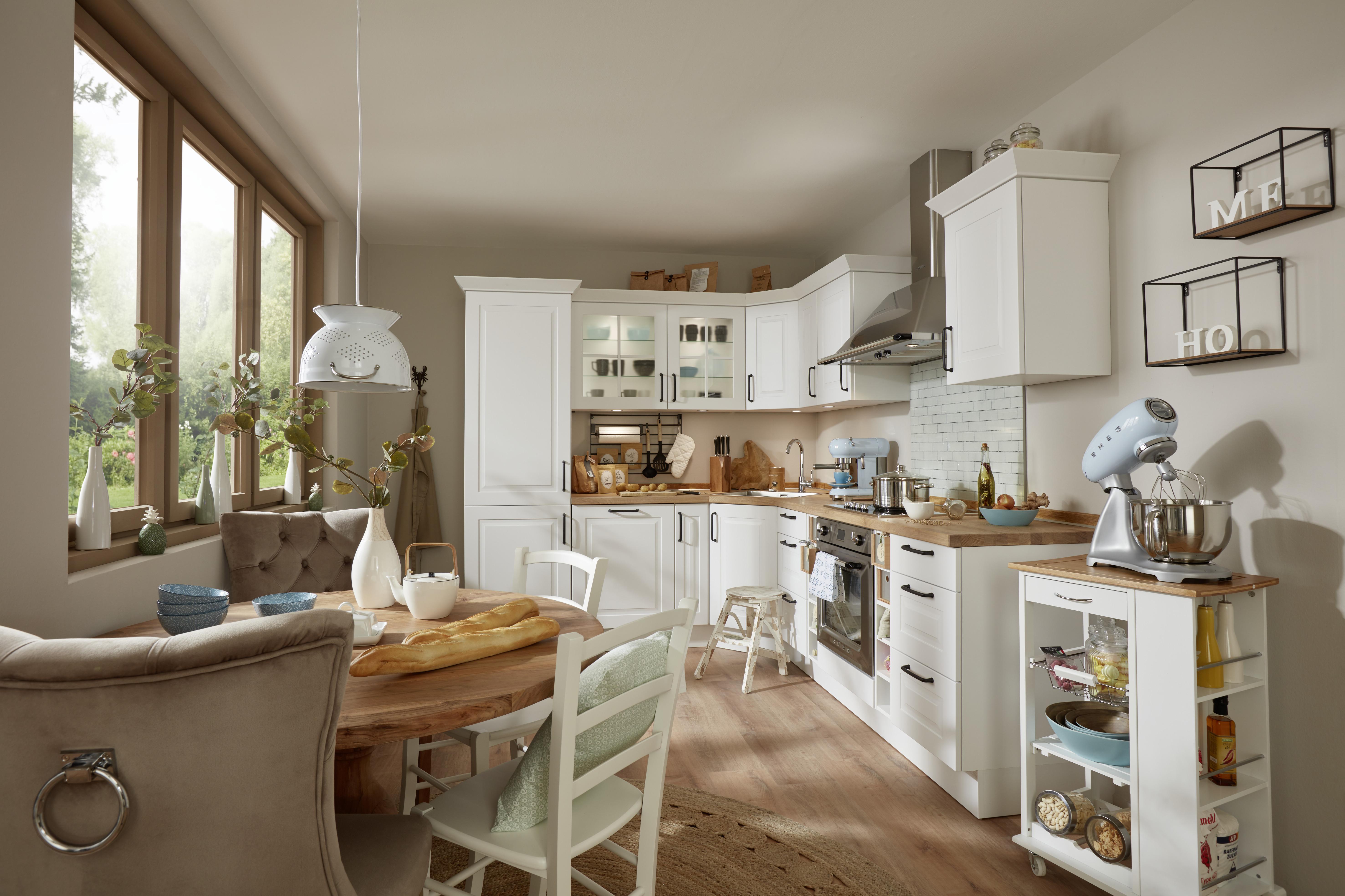 Eckküche Sylt in Alpinweiß - Weiß, ROMANTIK / LANDHAUS, Holzwerkstoff (230/270cm) - Nobilia