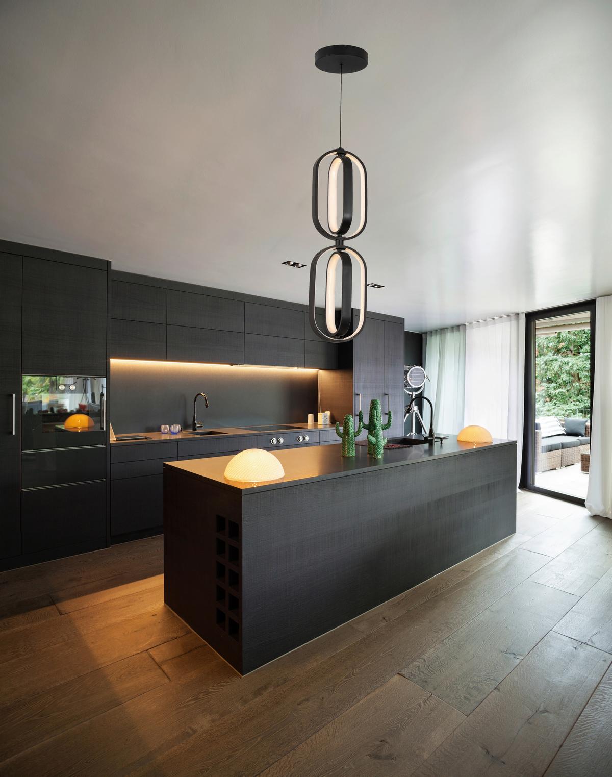 LAMPA WISZĄCA LED NIMA - czarny, Design, tworzywo sztuczne/metal (21/200cm) - Novel