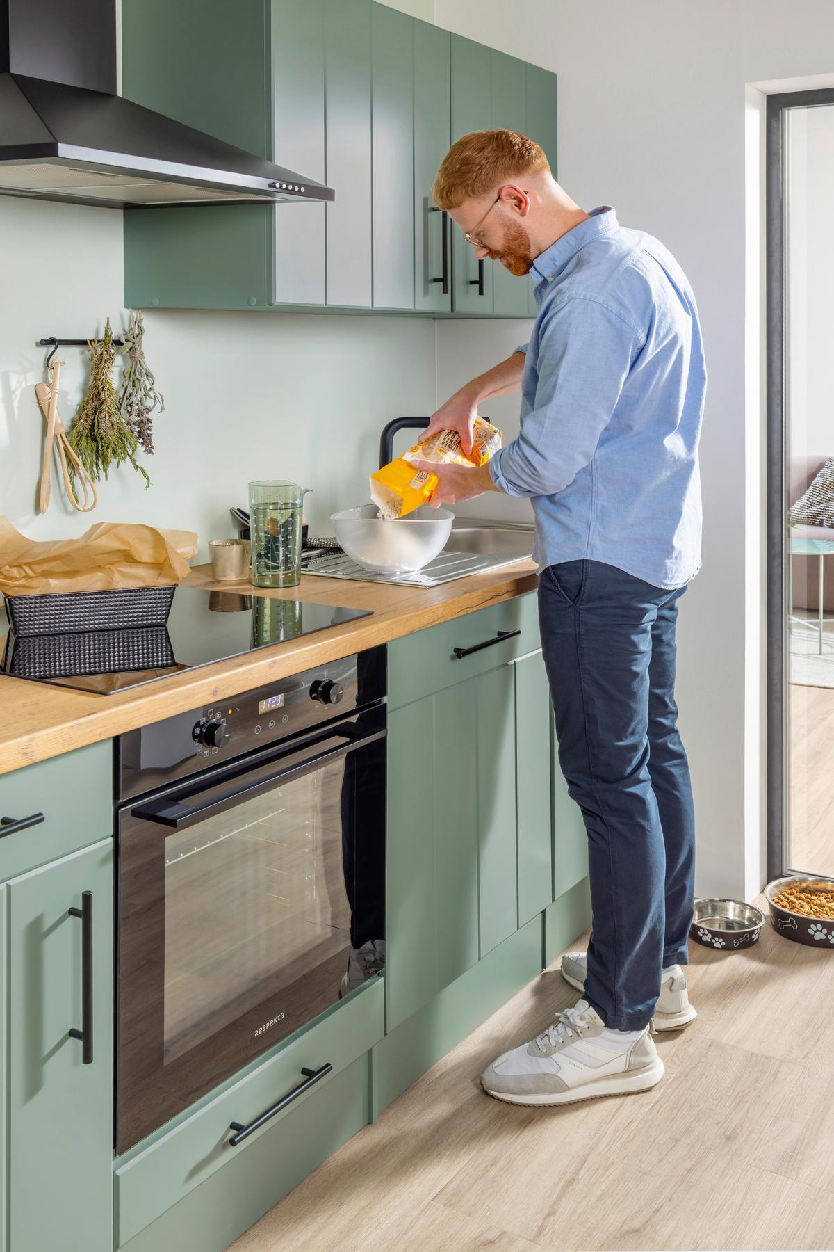 Eckküche Anton m. Geräten ca. 280x172cm Eiche/Schilfgrün - Schilfgrün/Wildeiche, Trend, Holzwerkstoff/Metall (280/172cm) - Respekta