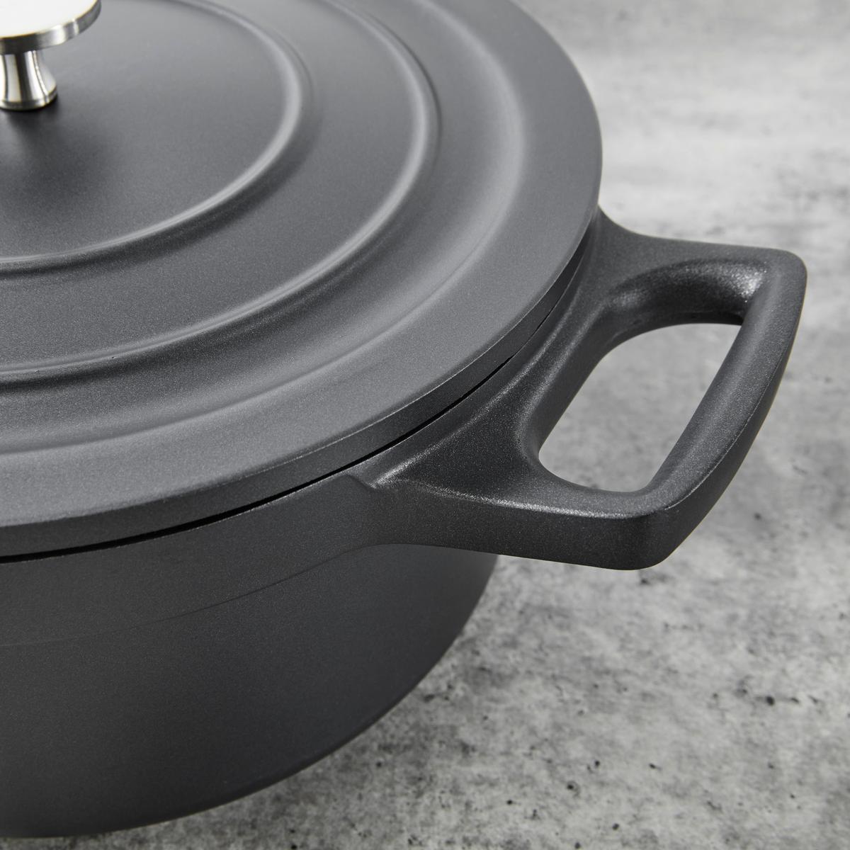 GARNEK TRADITION - czarny, Modern, metal (24/10,8cm)