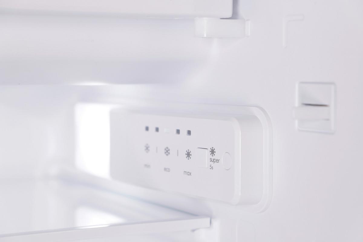 Hladilnik Karlsson - bela, Basics, kovina/steklo (54/87,5/54,5cm) - Respekta