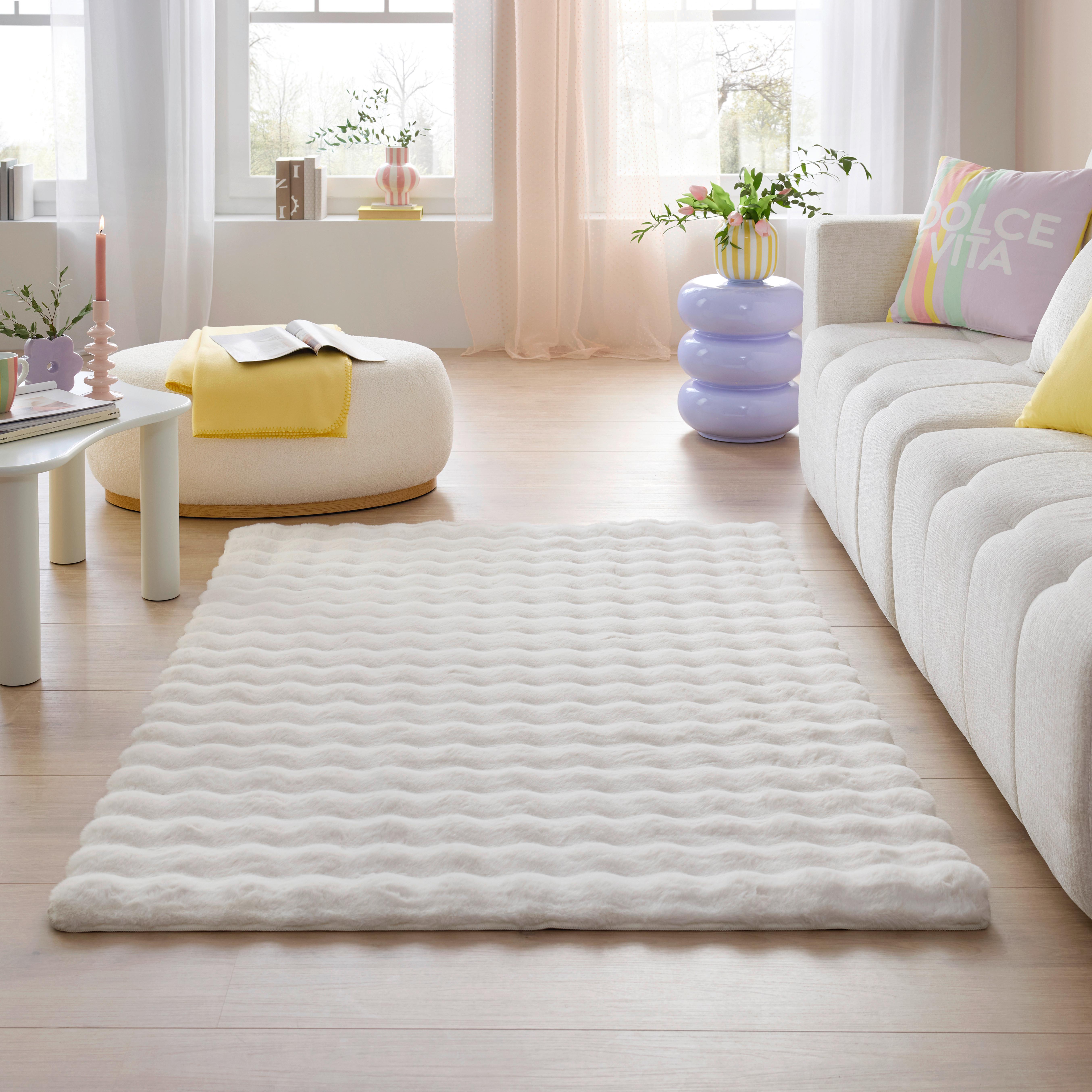 KONSTFÄLL DIAMOND 2 - cremefärgad, Modern, textil (120/170cm) - Mömax