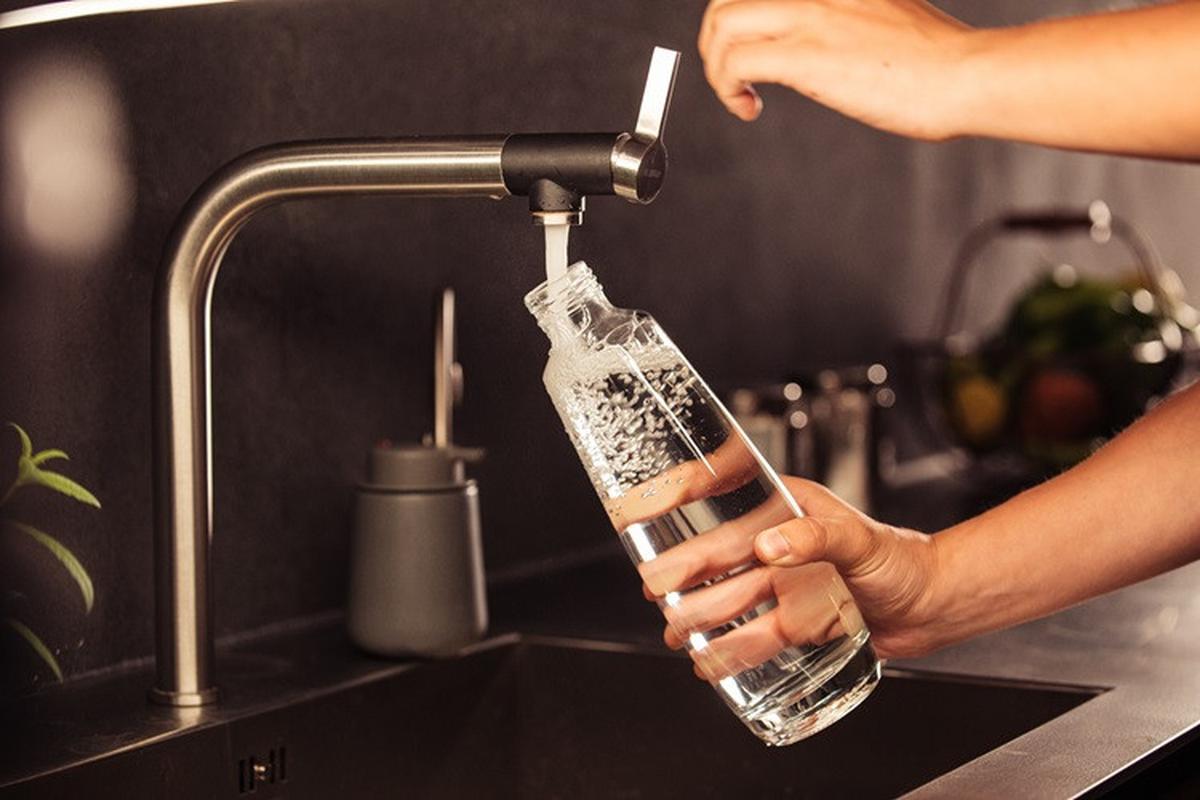 SATURATOR DUO TITAN - antracytowy, Basics, tworzywo sztuczne/metal (15.8/44/31cm) - SodaStream