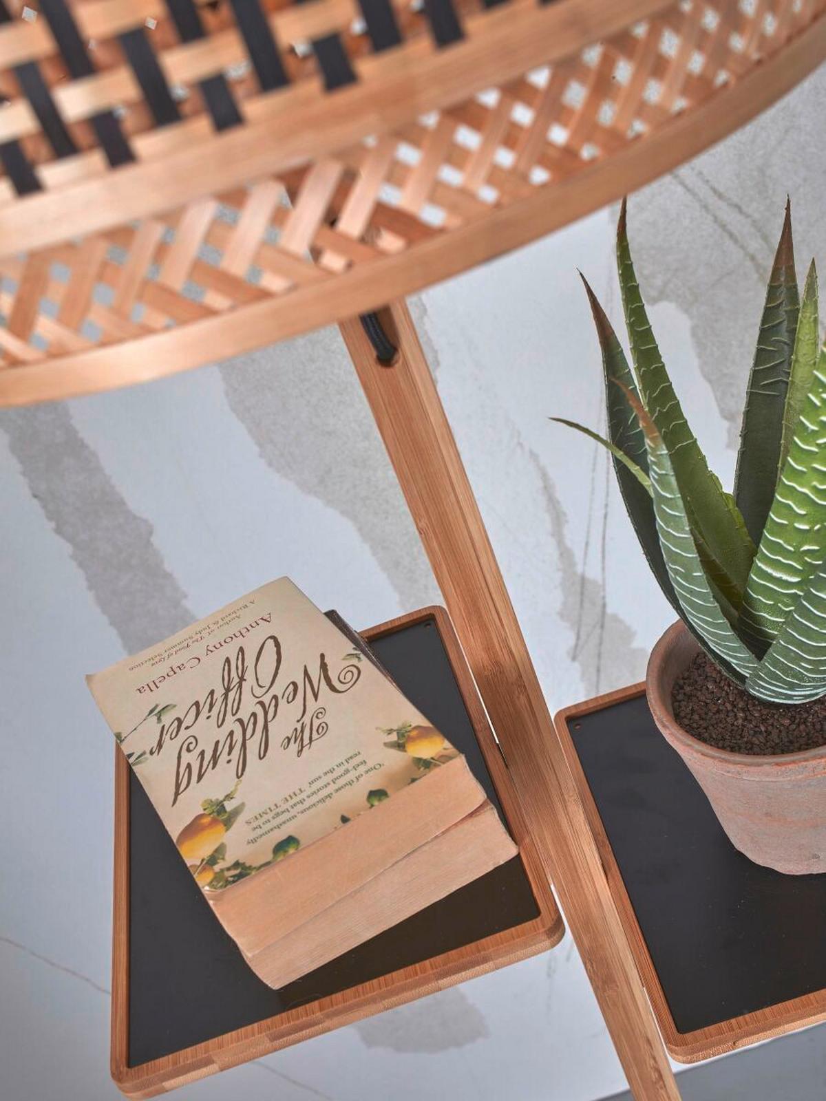 Stoječa Svetilka Bhutan, Črna, Bambus - črna/naravne barve, Trend, les (40/160cm) - Good & Mojo