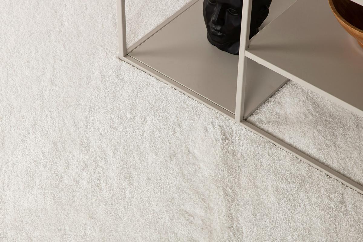 HOCHFLORTEPPICH UNDRA - Weiß, LIFESTYLE, Textil (200/300cm) - P & B