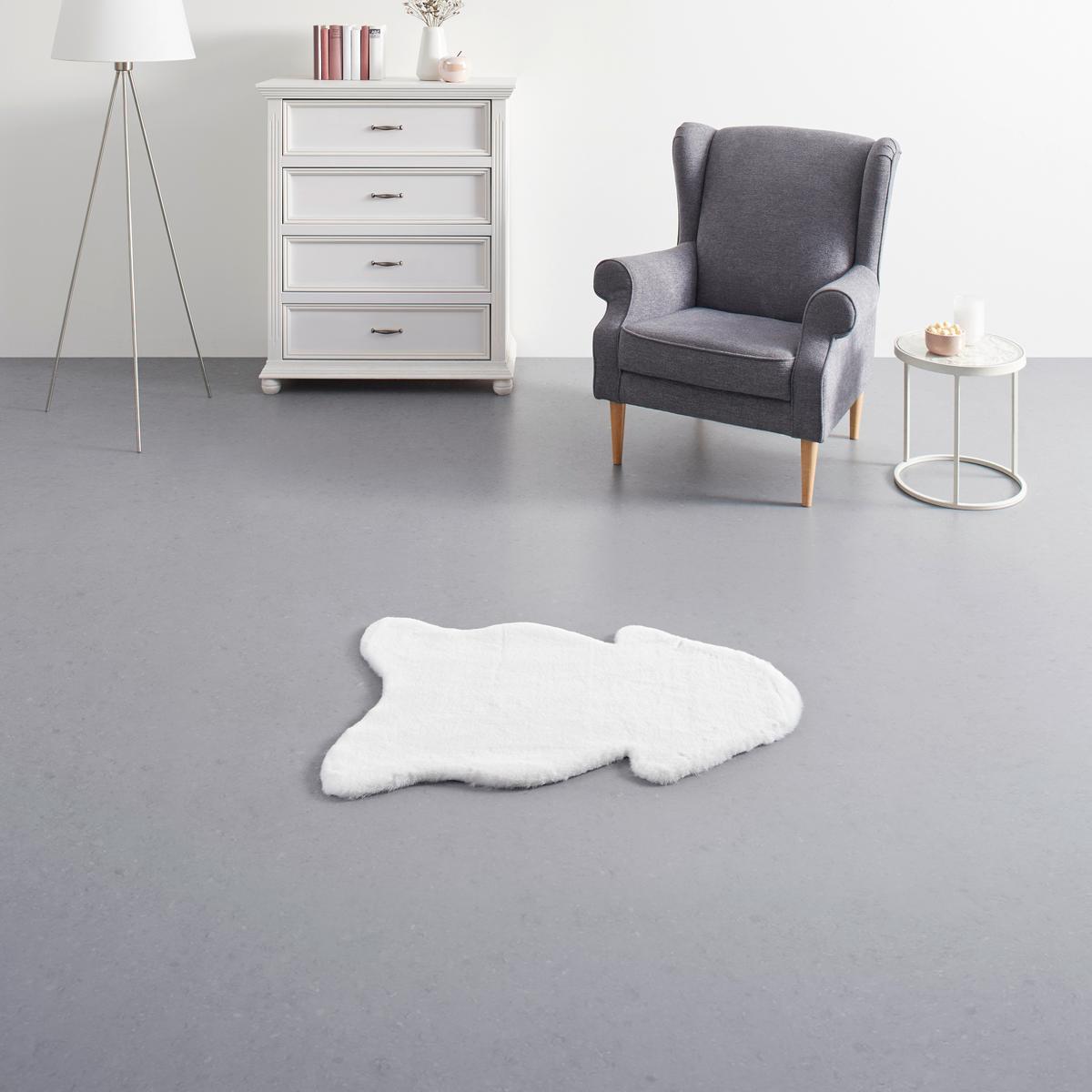 Umetno Krzno Marlene - bela, tekstil/krzno (90/60cm) - Modern Living