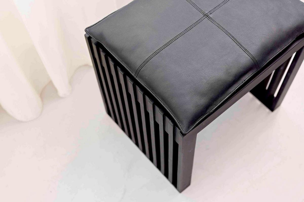 Hocker RIB ca. 45x43x35 cm - Schwarz, KONVENTIONELL, Holz (45/43/35cm) - MID.YOU