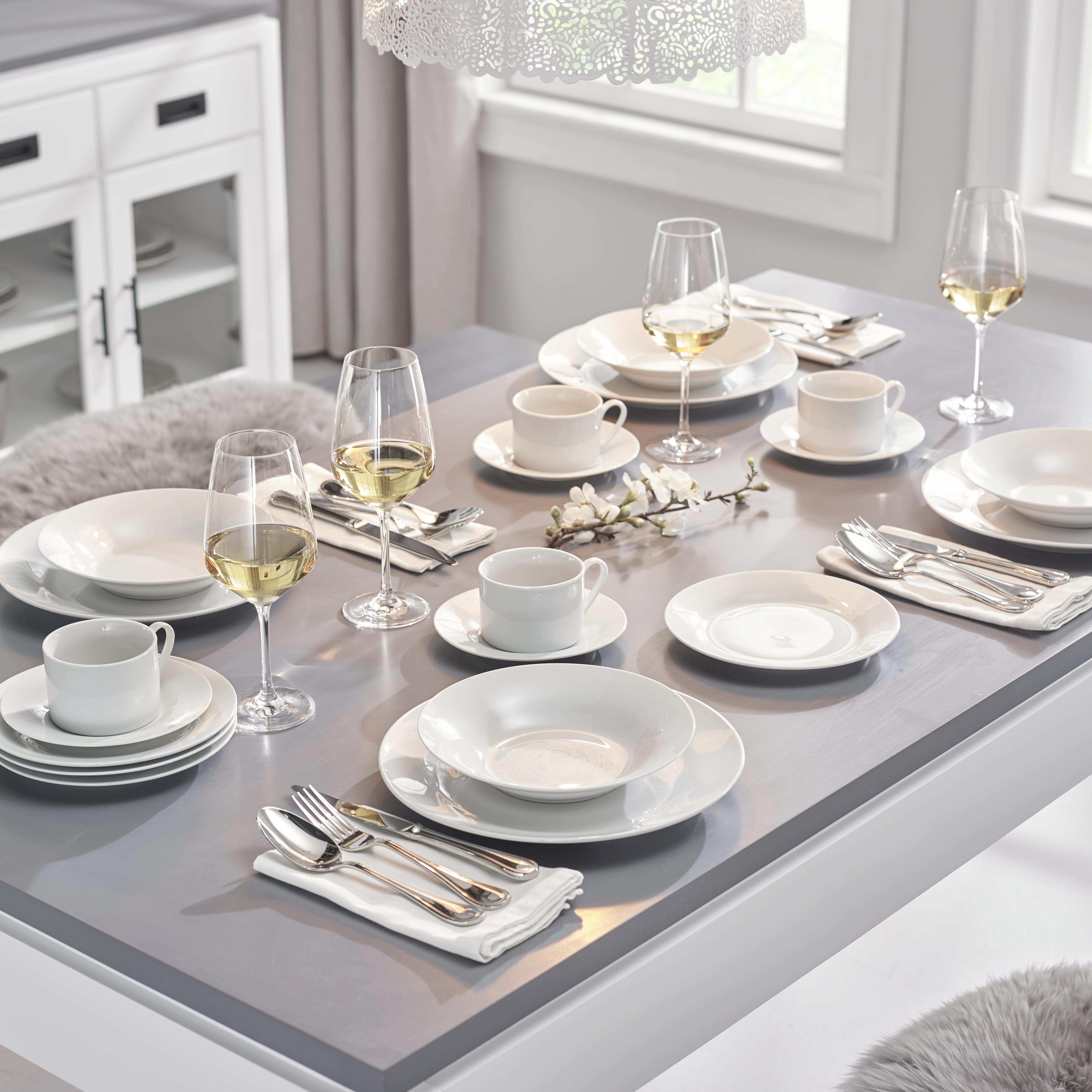 Kombiservice aus Porzellan 30-tlg. ''Linna'' - Weiß - Bessagi Home
