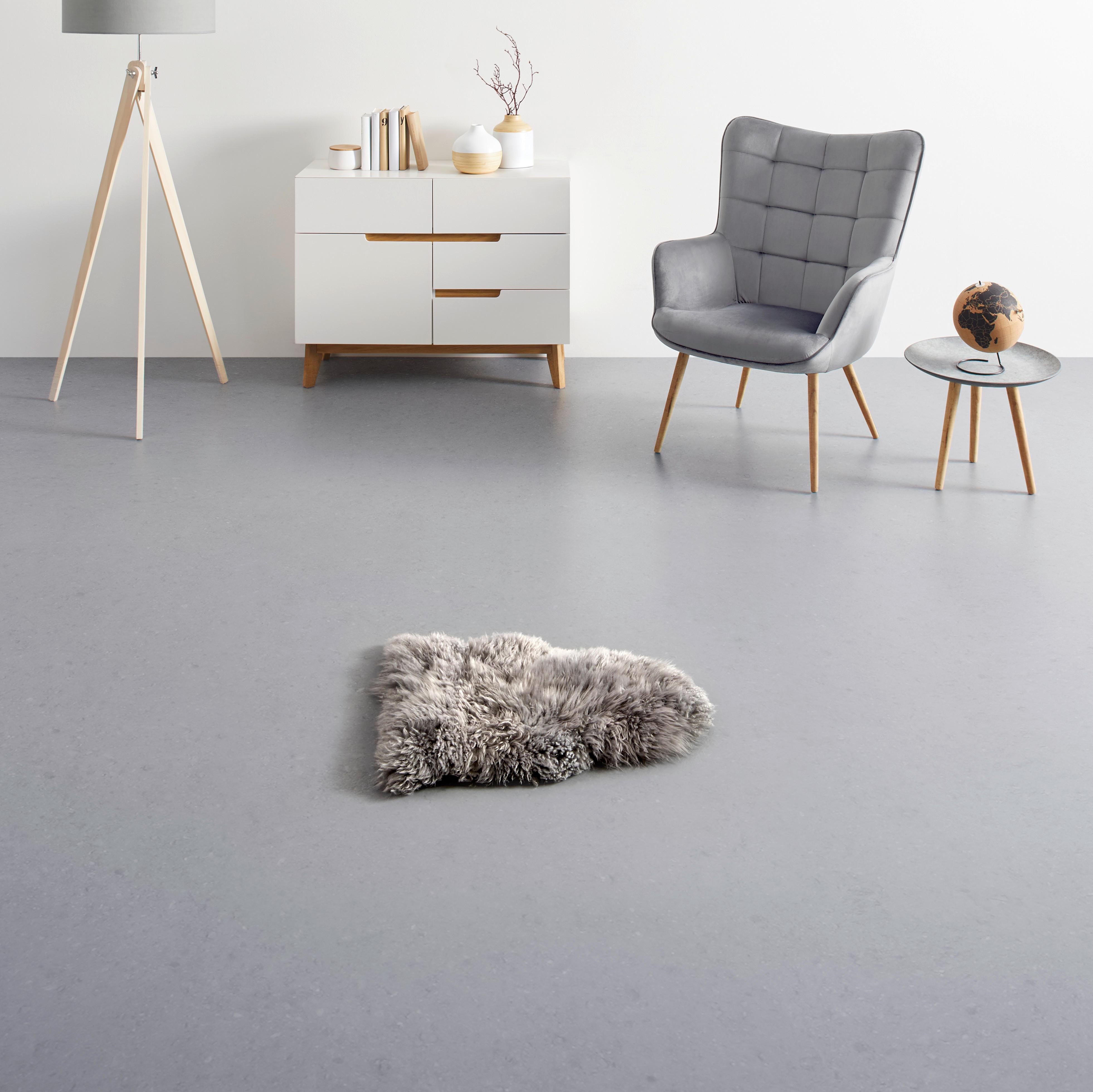 FÅRSKINN EMMA -AKT- - ljusgrå, textil (45/60cm) - Modern Living