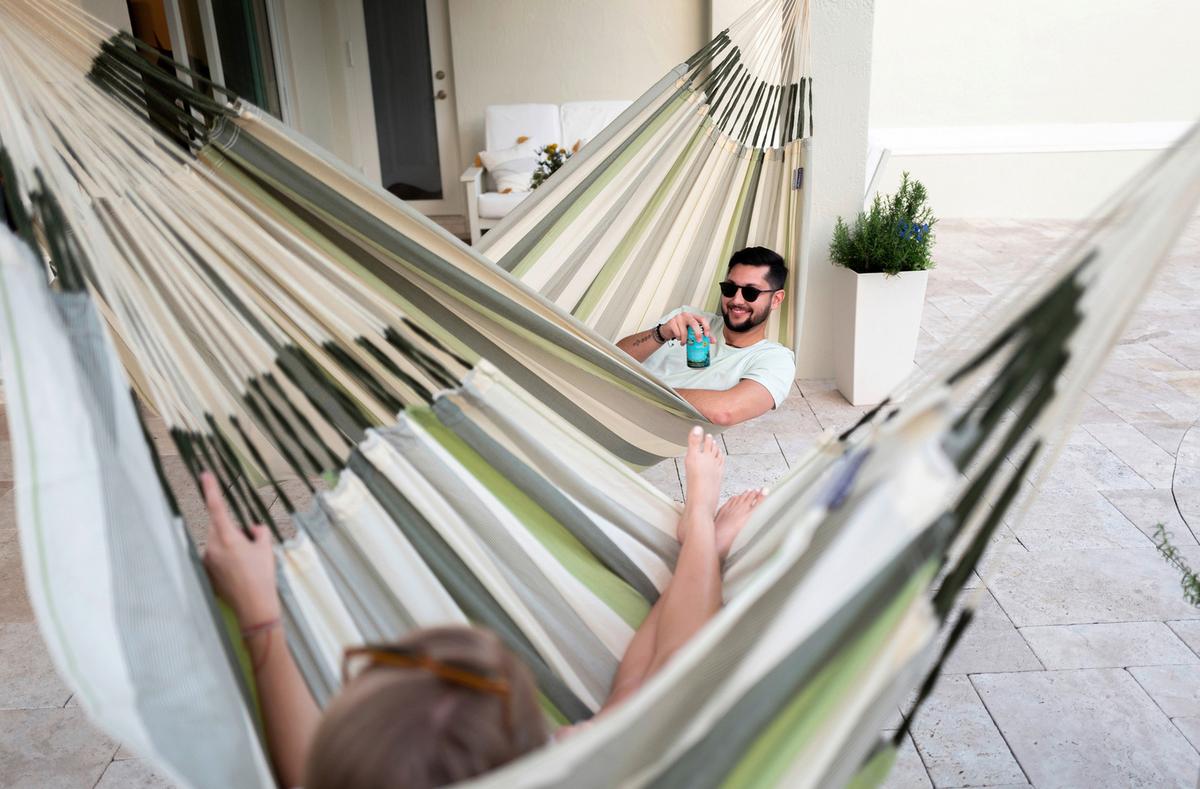 Hängesessel Comfort Hammock Chair Outdoor Weiß/Grün/Grau - Hellgrau/Weiß, KONVENTIONELL, Holz/Textil (110/160/180cm) - La Siesta