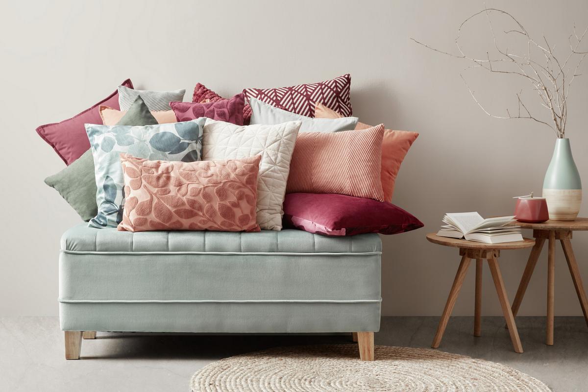 Kissenhülle Mary aus Samt ca. 45x45 cm - Naturfarben, Modern, Textil (45/45cm) - Modern Living