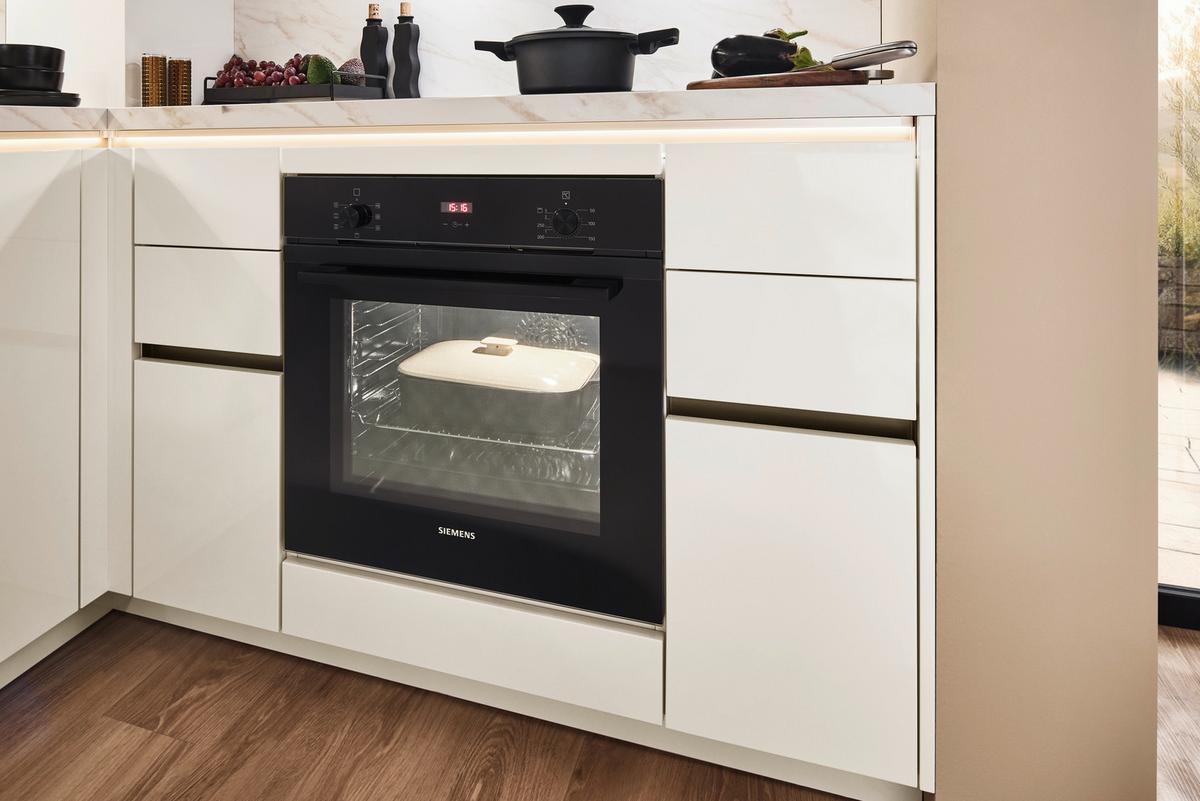 Eckküche Novalux o. Geräte ca. 281x187cm Weiß - Weiß/Bronzefarben, MODERN, Metall (281/187cm) - Nobilia