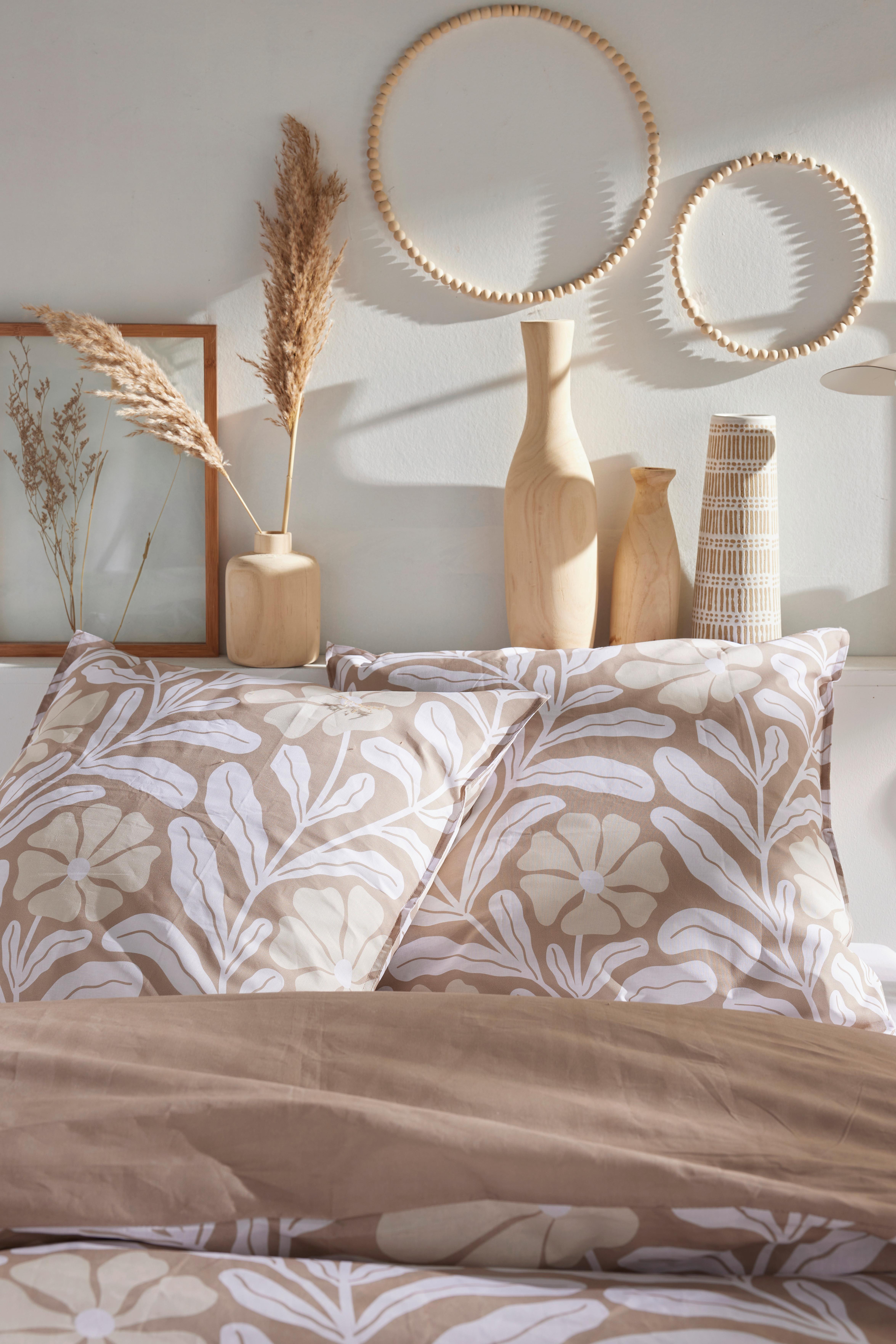 Lenjerie de pat DELICATE cca. 200x220/2x50x70 cm - crem, Modern, textil (200/220cm)