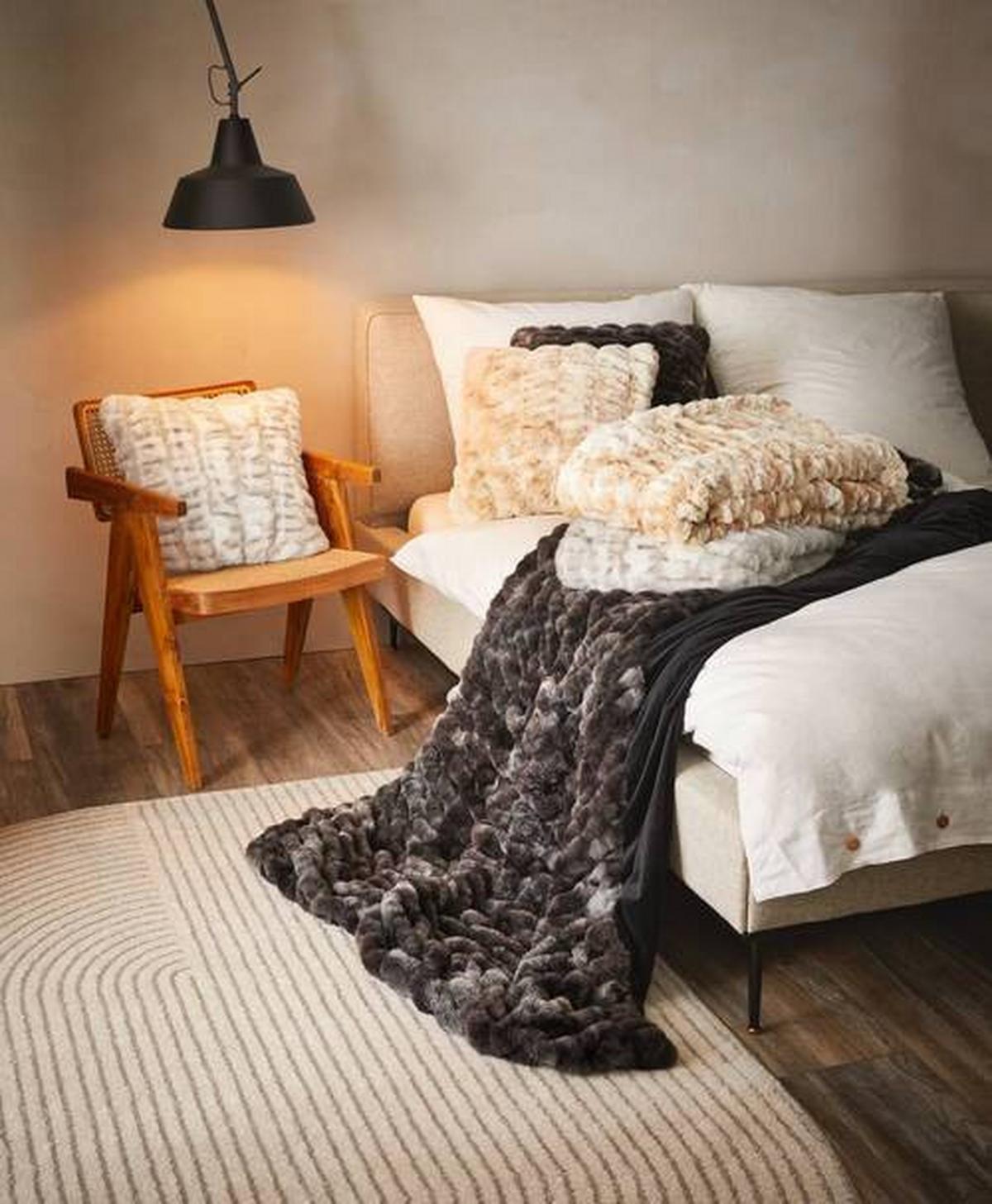 KOC FUTRZANY BENGAL - kolor srebrny, Basics, tkanina (150/200cm) - Novel